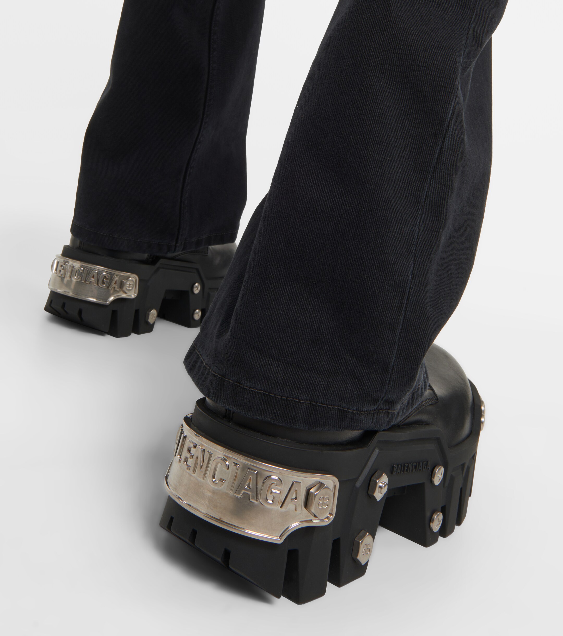 Balenciaga Bulldozer leather ankle boots thumbnail