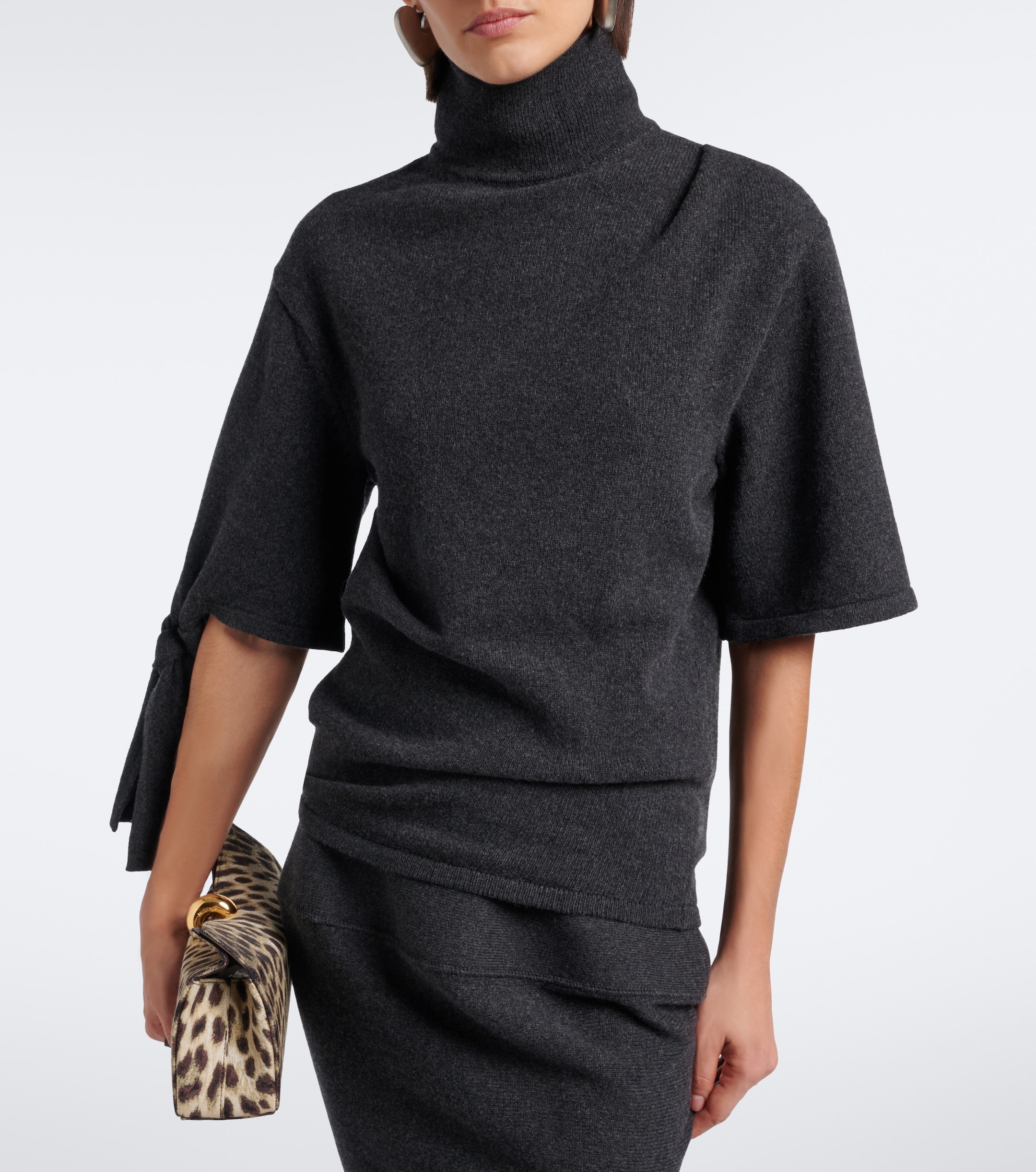 Jacquemus Jacquemus Fiocco wool and cashmere turtleneck sweater
