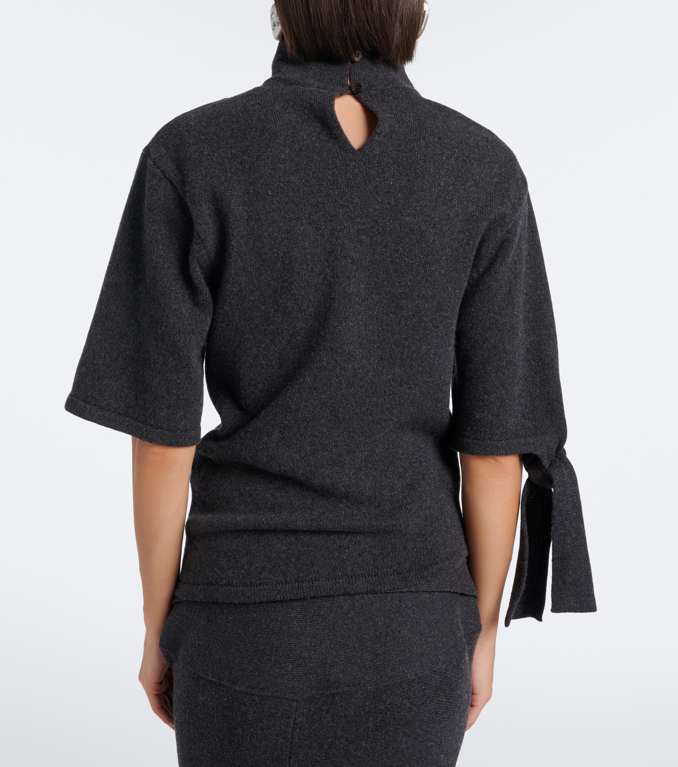 Jacquemus Jacquemus Fiocco wool and cashmere turtleneck sweater