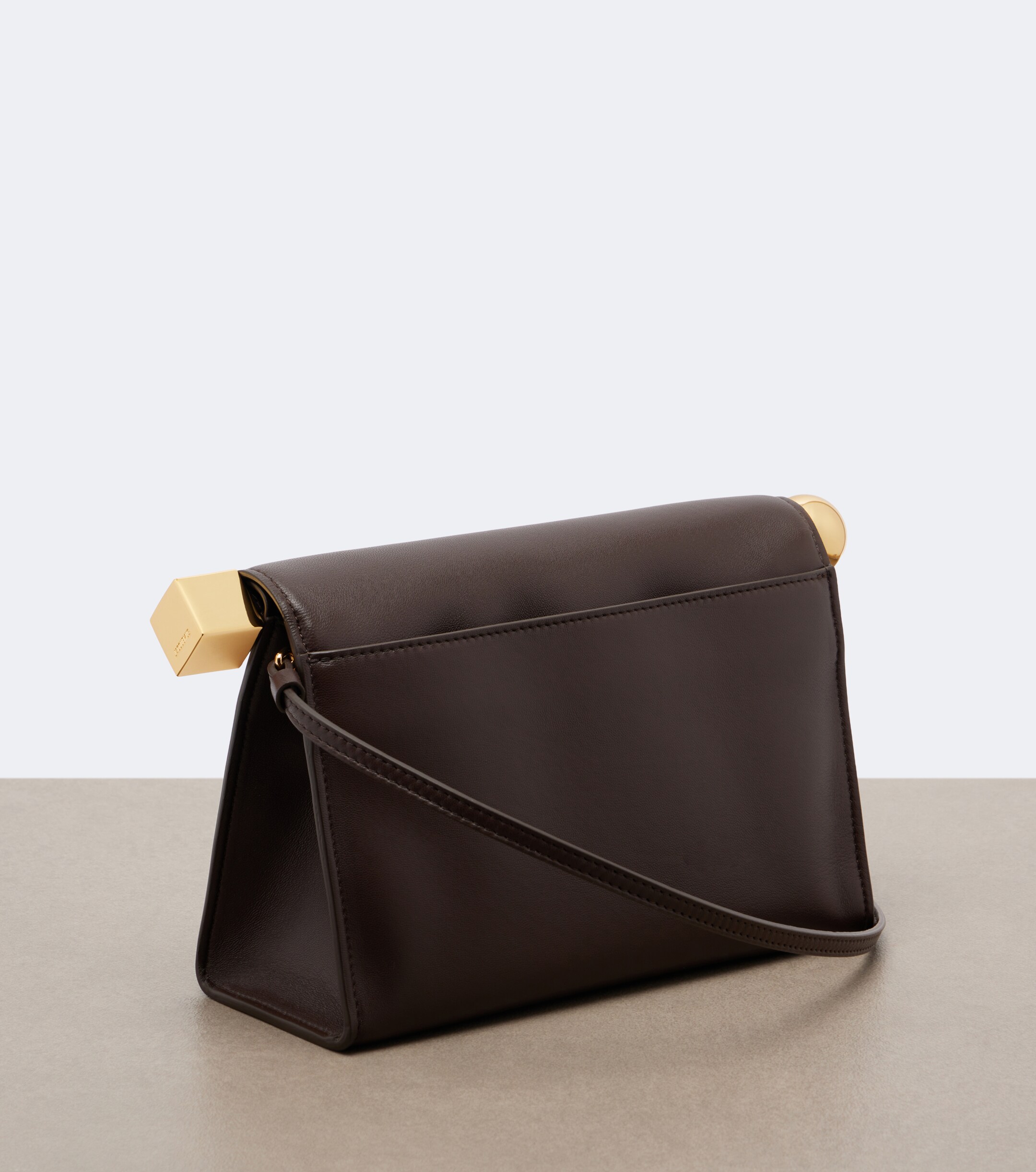 Jacquemus Rond Carré Small leather clutch