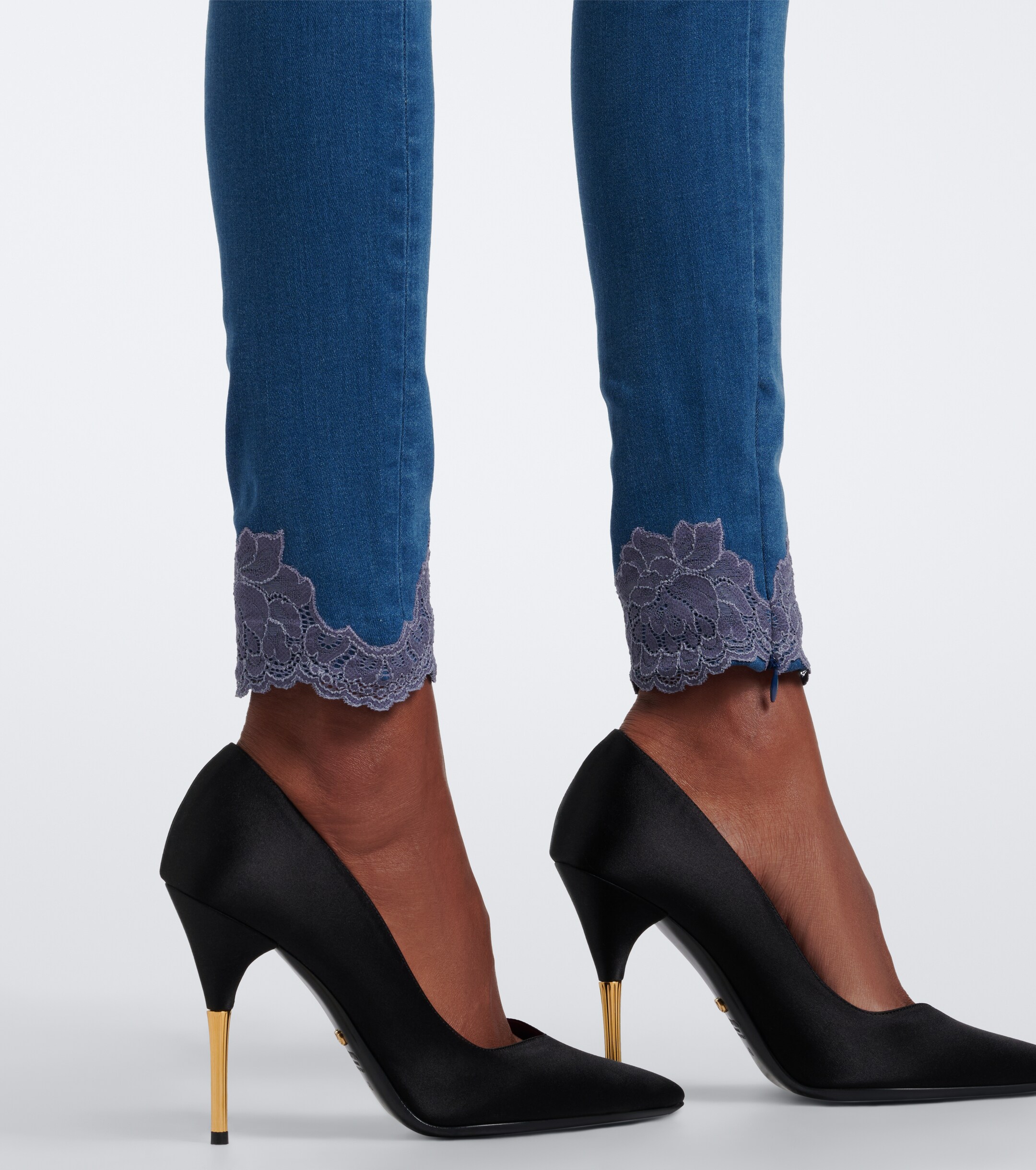 Valentino Garavani Valentino Garavani Lace-trimmed skinny jeans