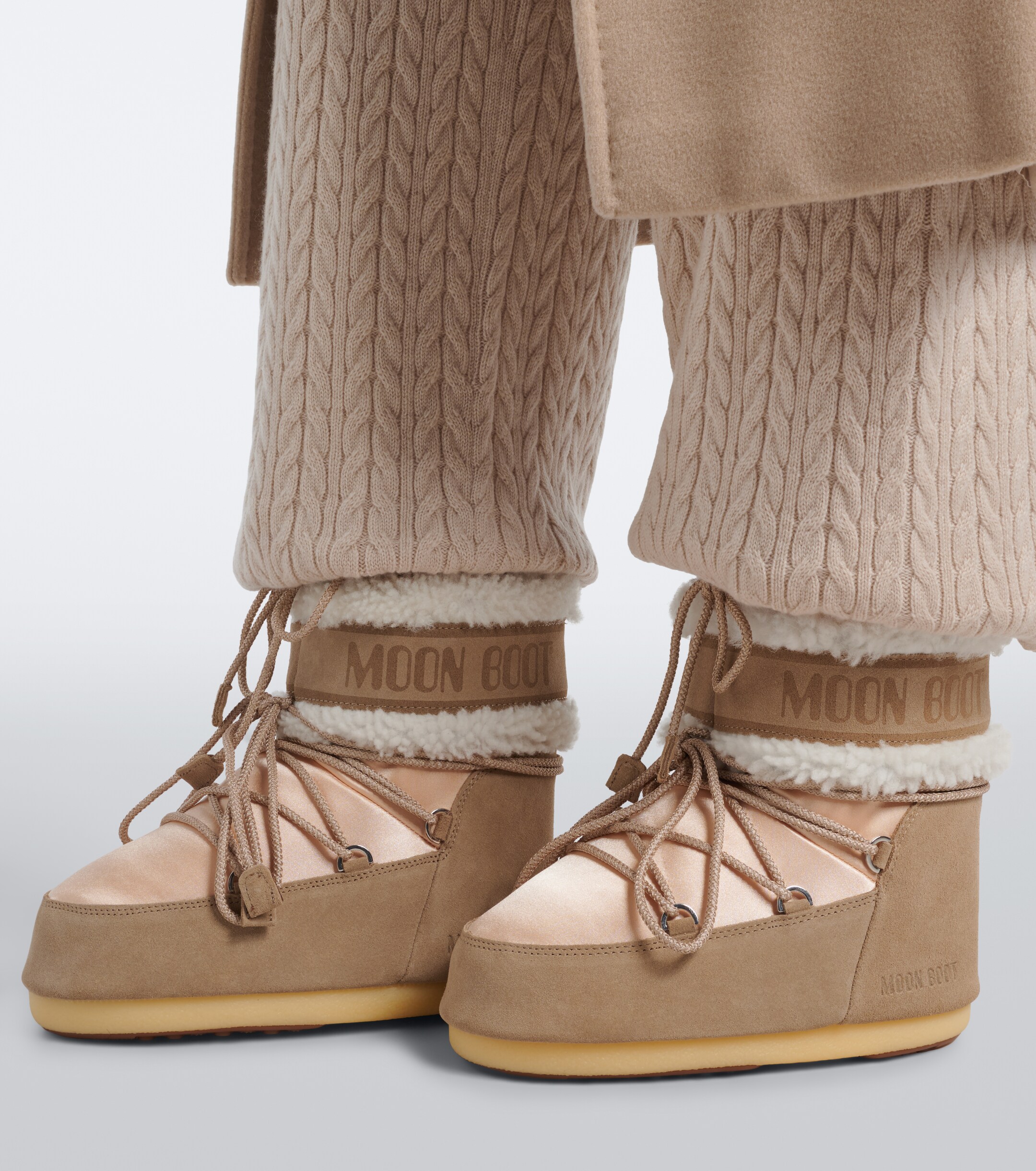 MOON BOOT Moon Boot Icon Low Pearly Plus satin snow boots