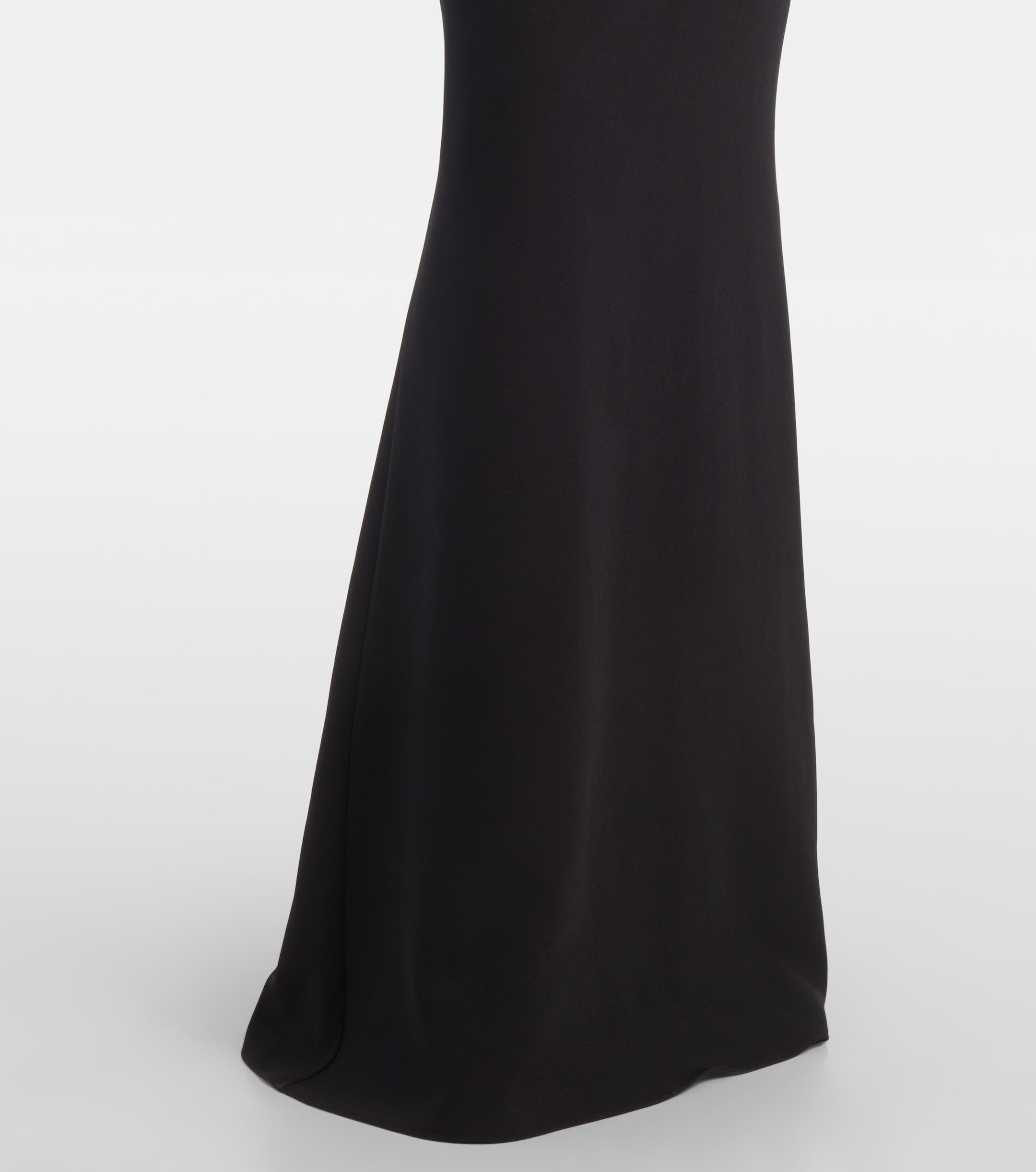 Safiyaa Crystal-embellished gown