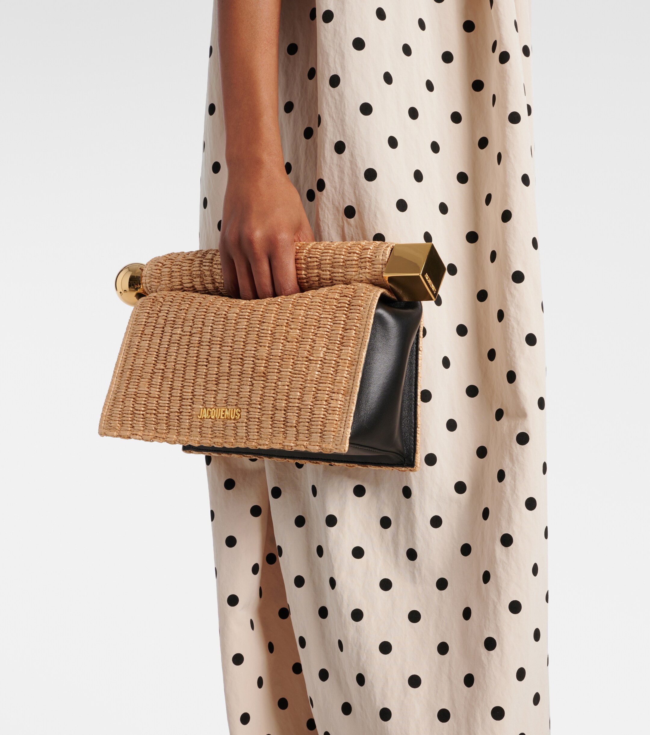 Jacquemus Rond Carré woven raffia-effect clutch