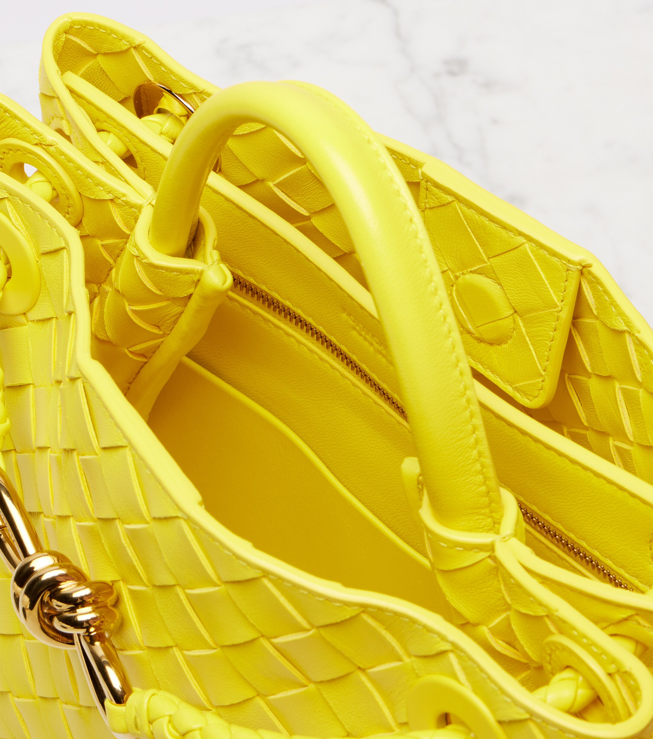 Bottega Veneta Andiamo Small leather tote bag