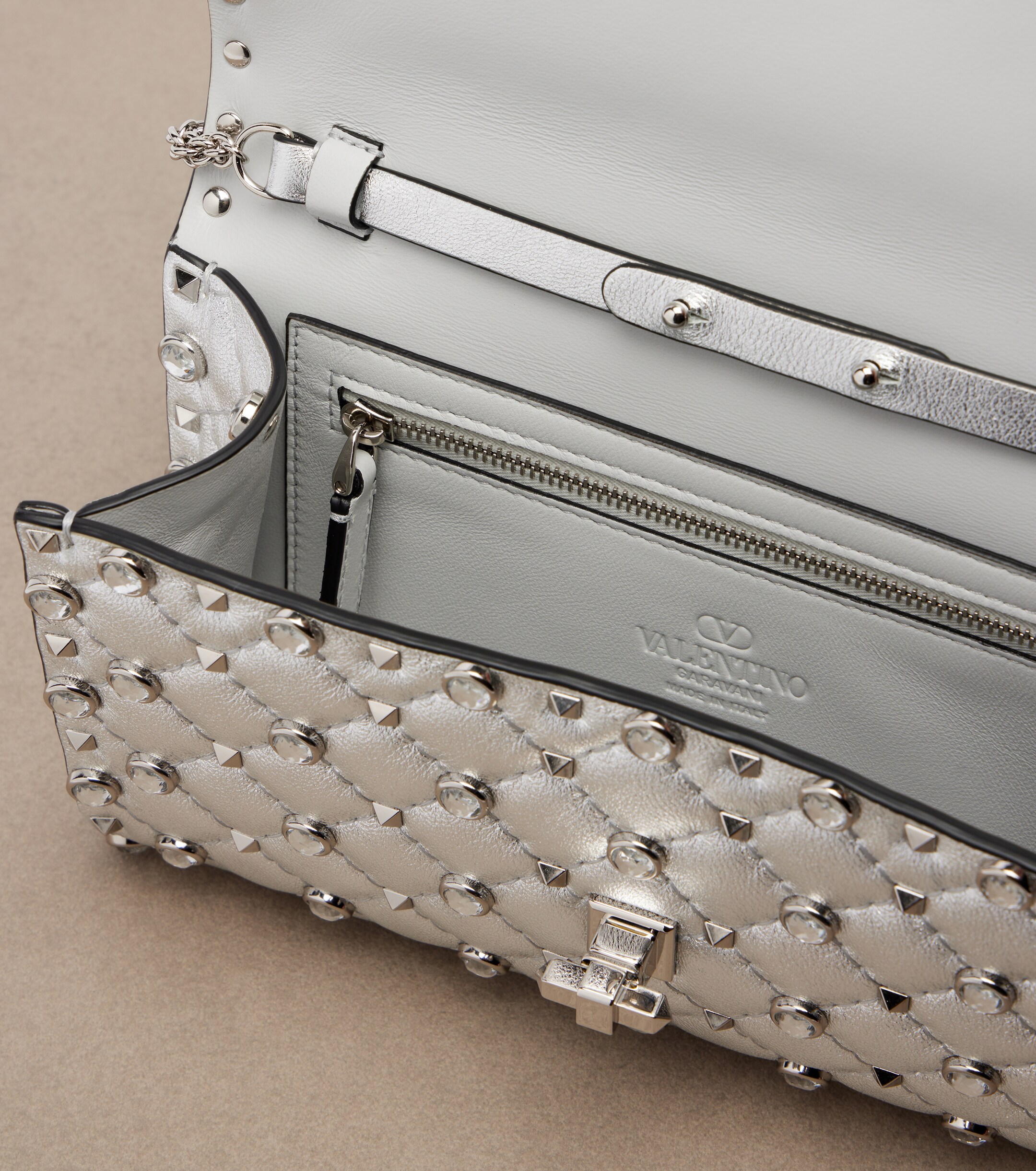 Valentino Garavani Rockstud Spike metallic leather shoulder bag thumbnail