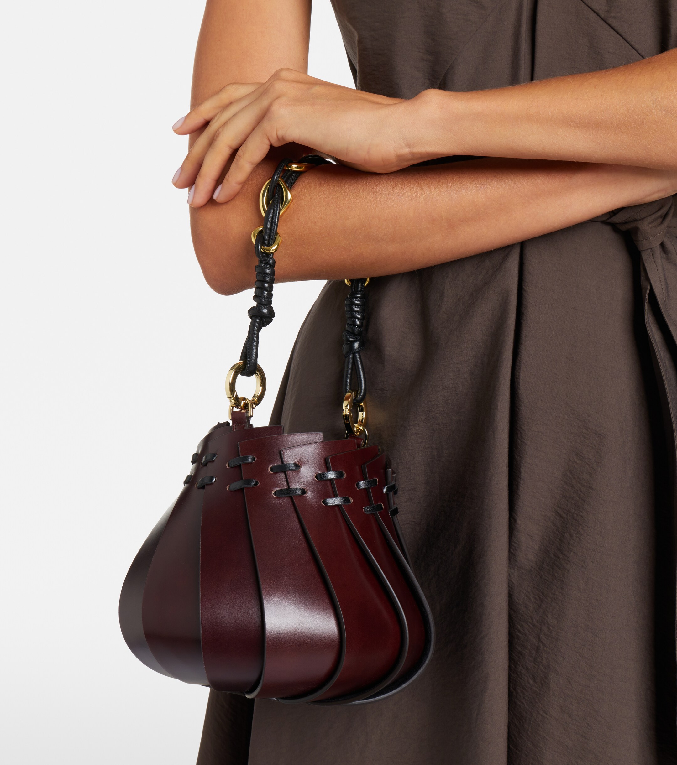 AMANU Burundi Mini leather bucket bag