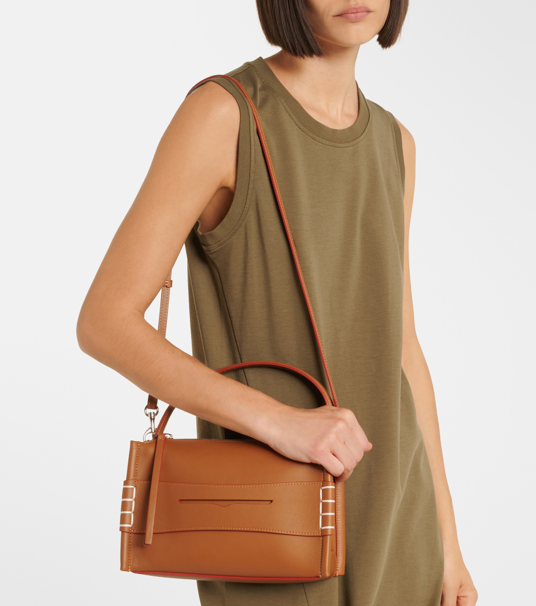 Jw Anderson Loafer leather top-handle bag