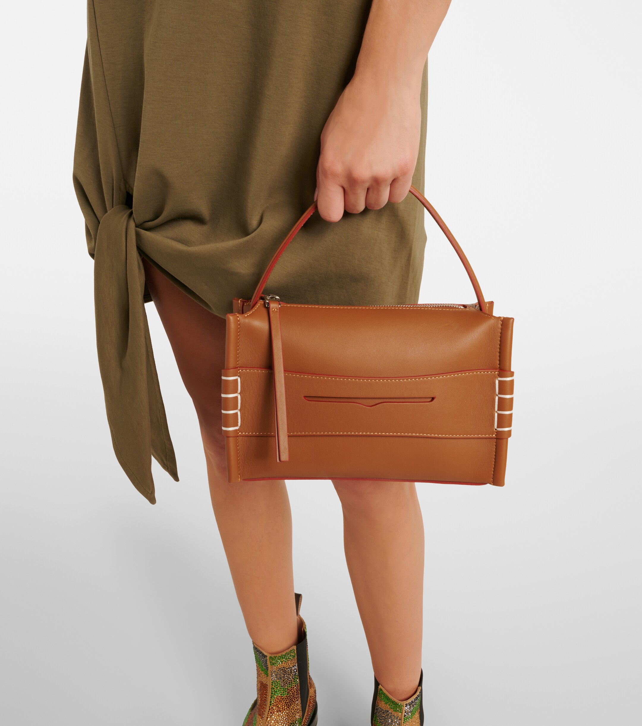 Jw Anderson Loafer leather top-handle bag