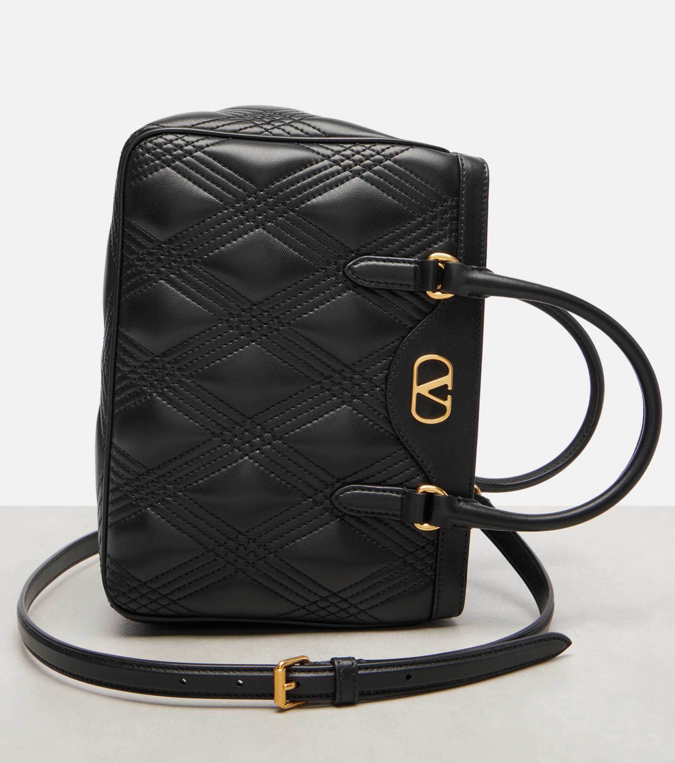 Valentino Garavani Quiltie 67 Small leather tote bag thumbnail