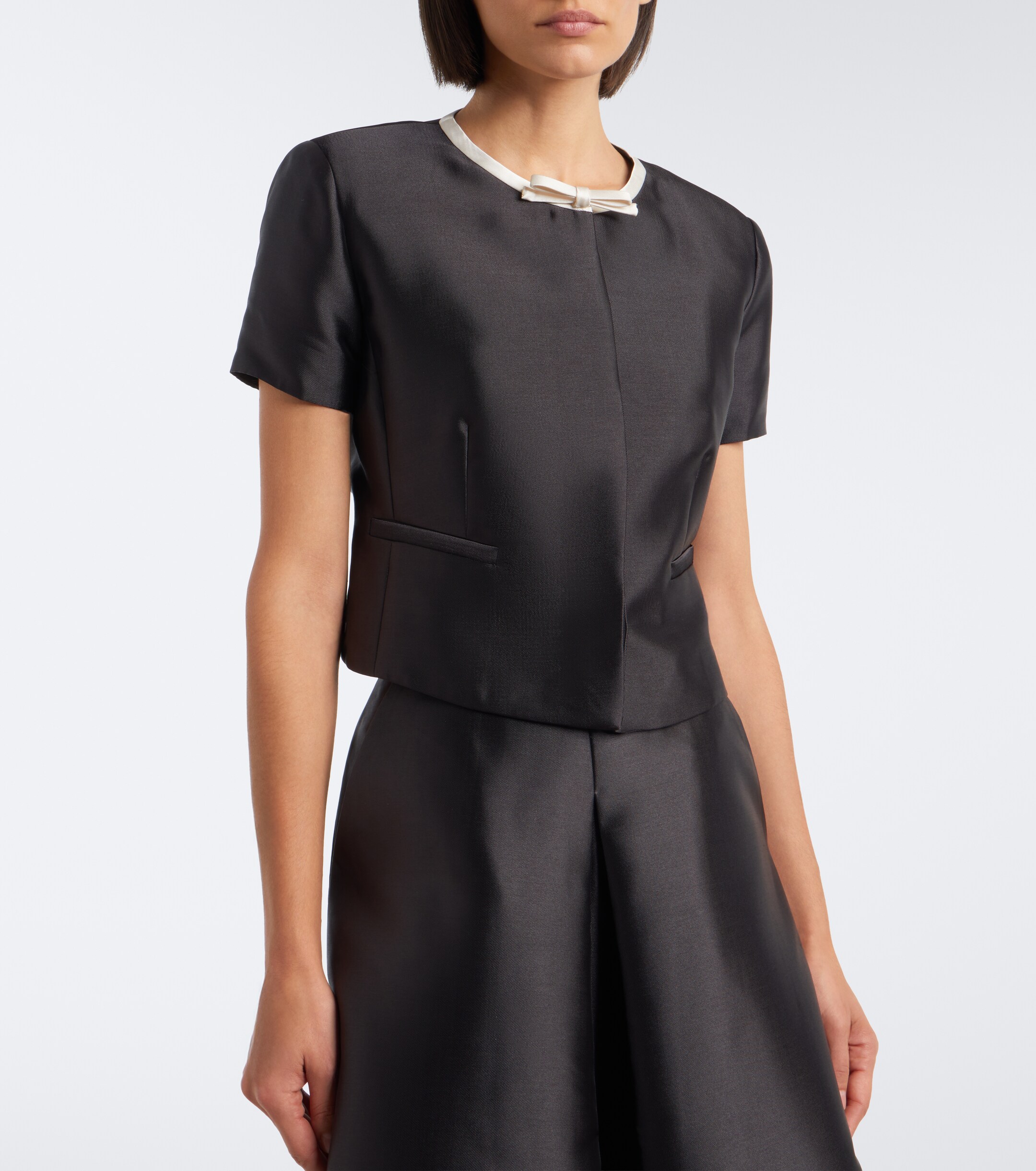 SIMKHAI Simkhai Naelle bow-detail cropped satin top