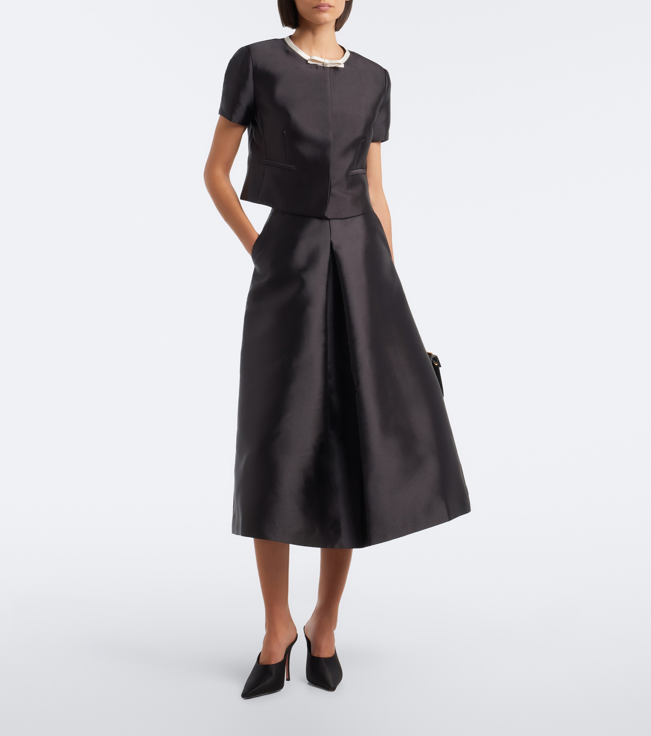 SIMKHAI Simkhai Naelle bow-detail cropped satin top