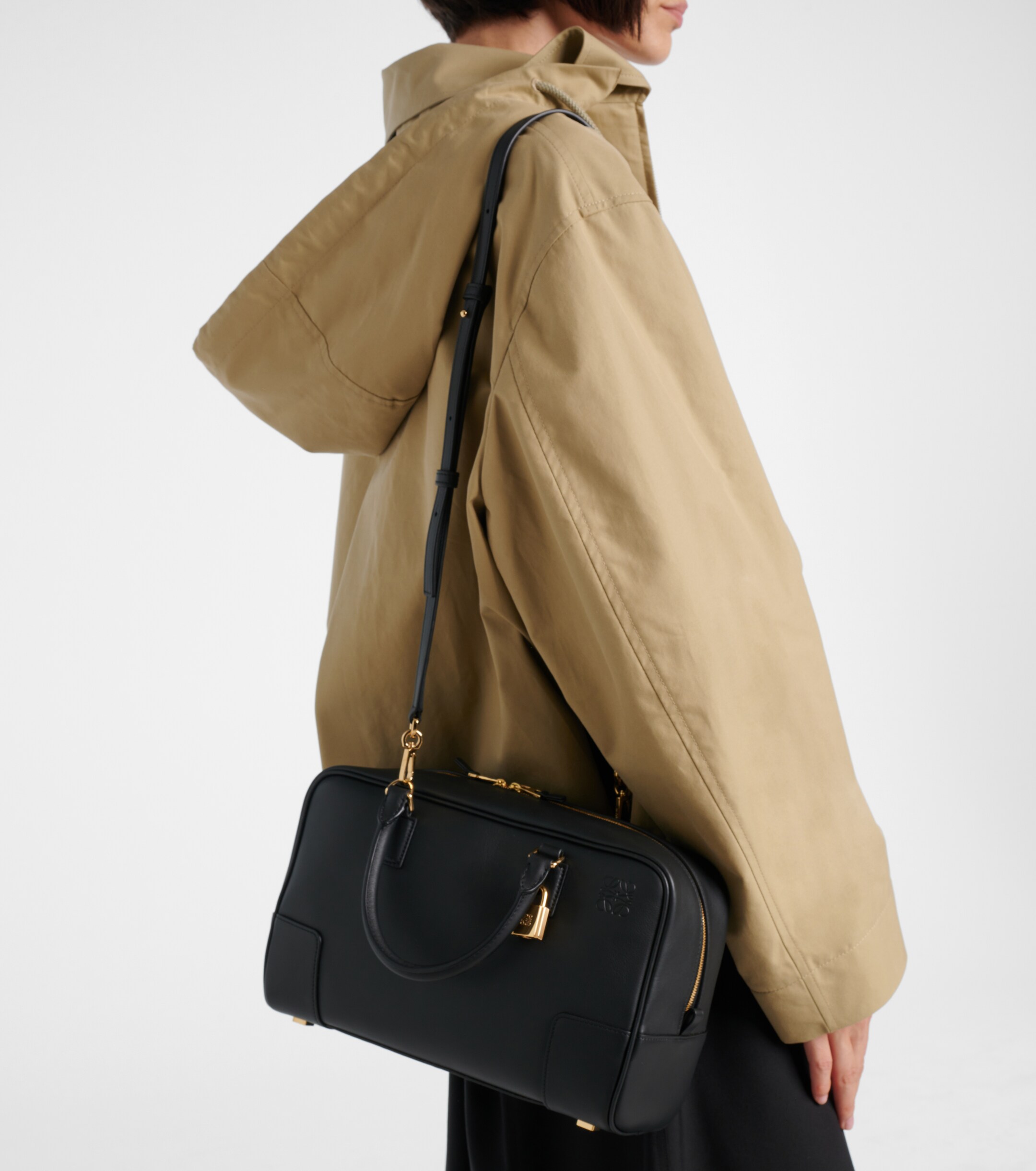Loewe Amazona 28 leather top-handle bag