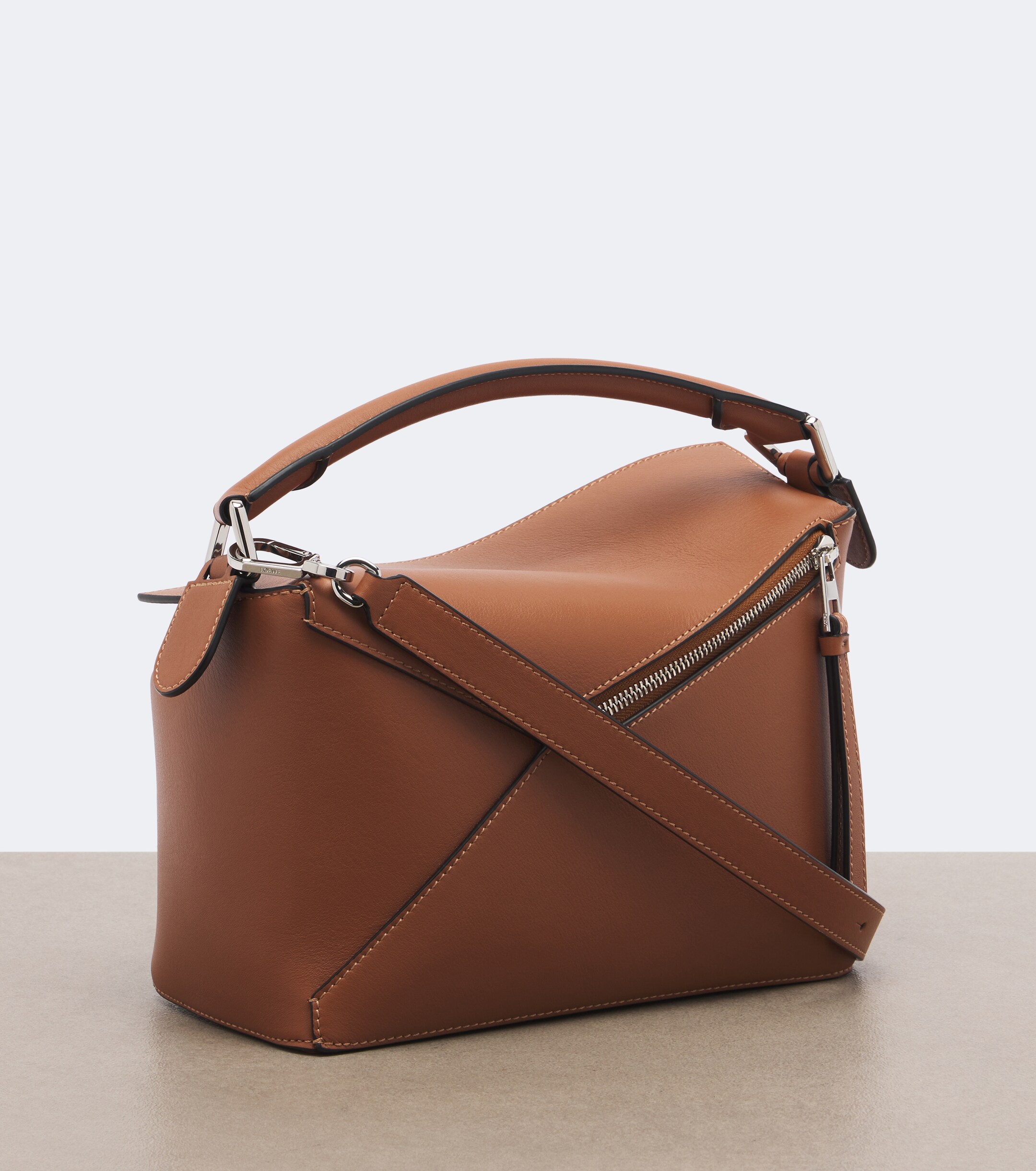Loewe Loewe Puzzle Edge Small leather top-handle bag