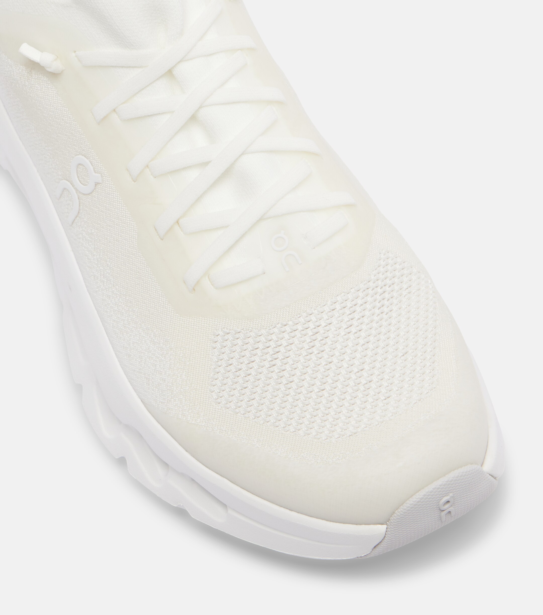 ON x Zendaya Cloudtilt Moon running shoes thumbnail