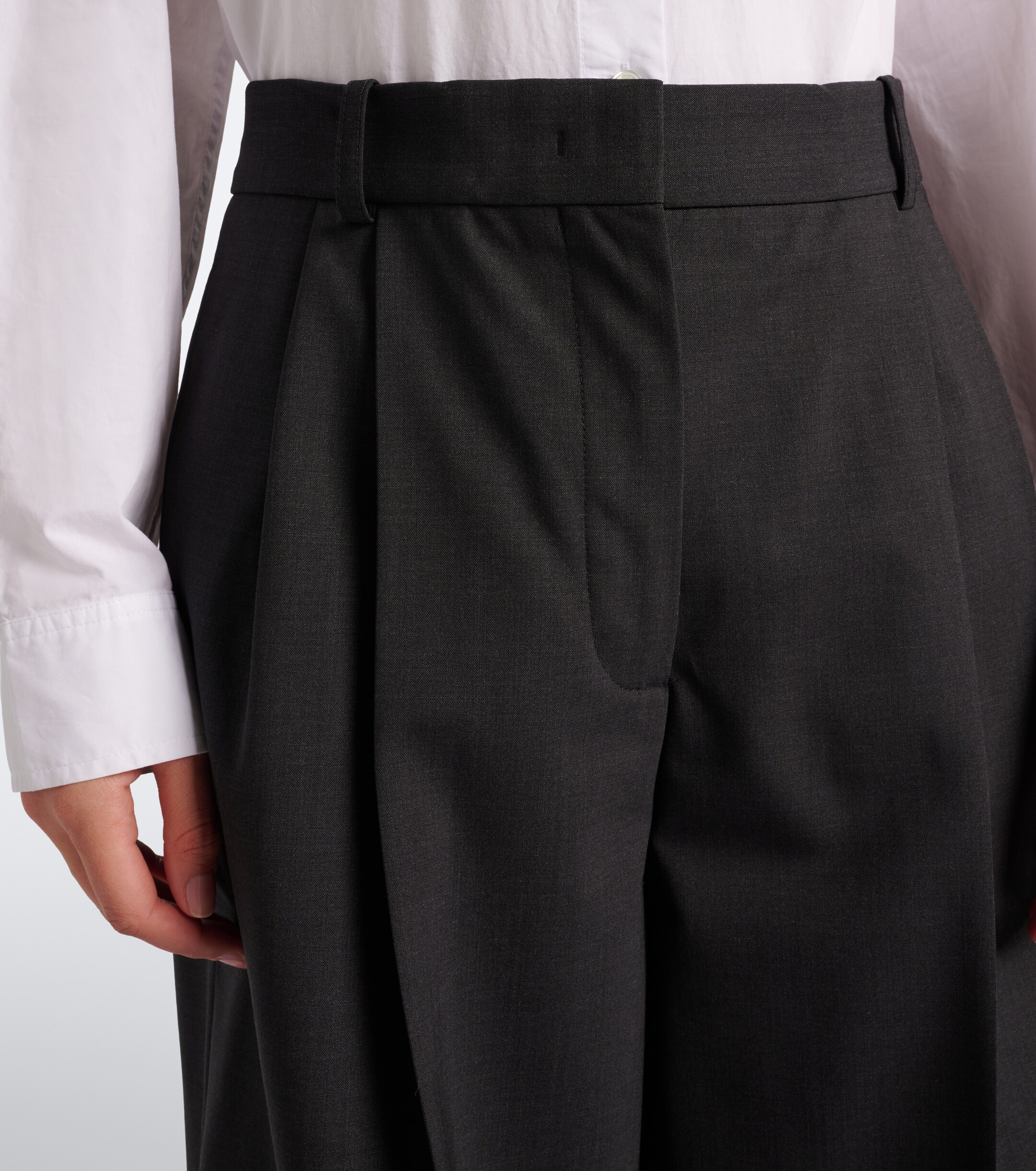JOSEPH Joseph Gabbie wool-blend Bermuda shorts