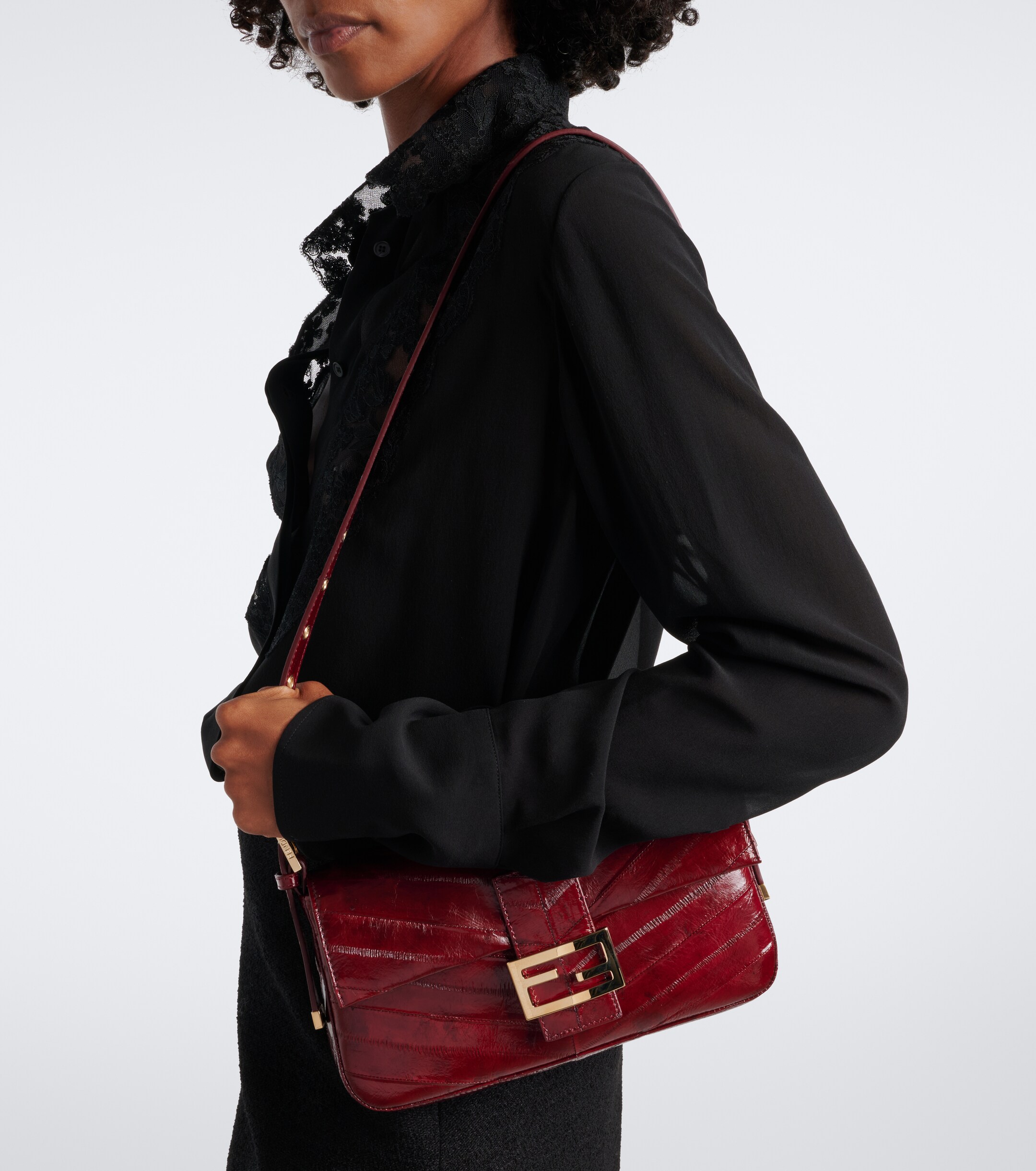 Fendi Baguette® 26424 Small leather shoulder bag