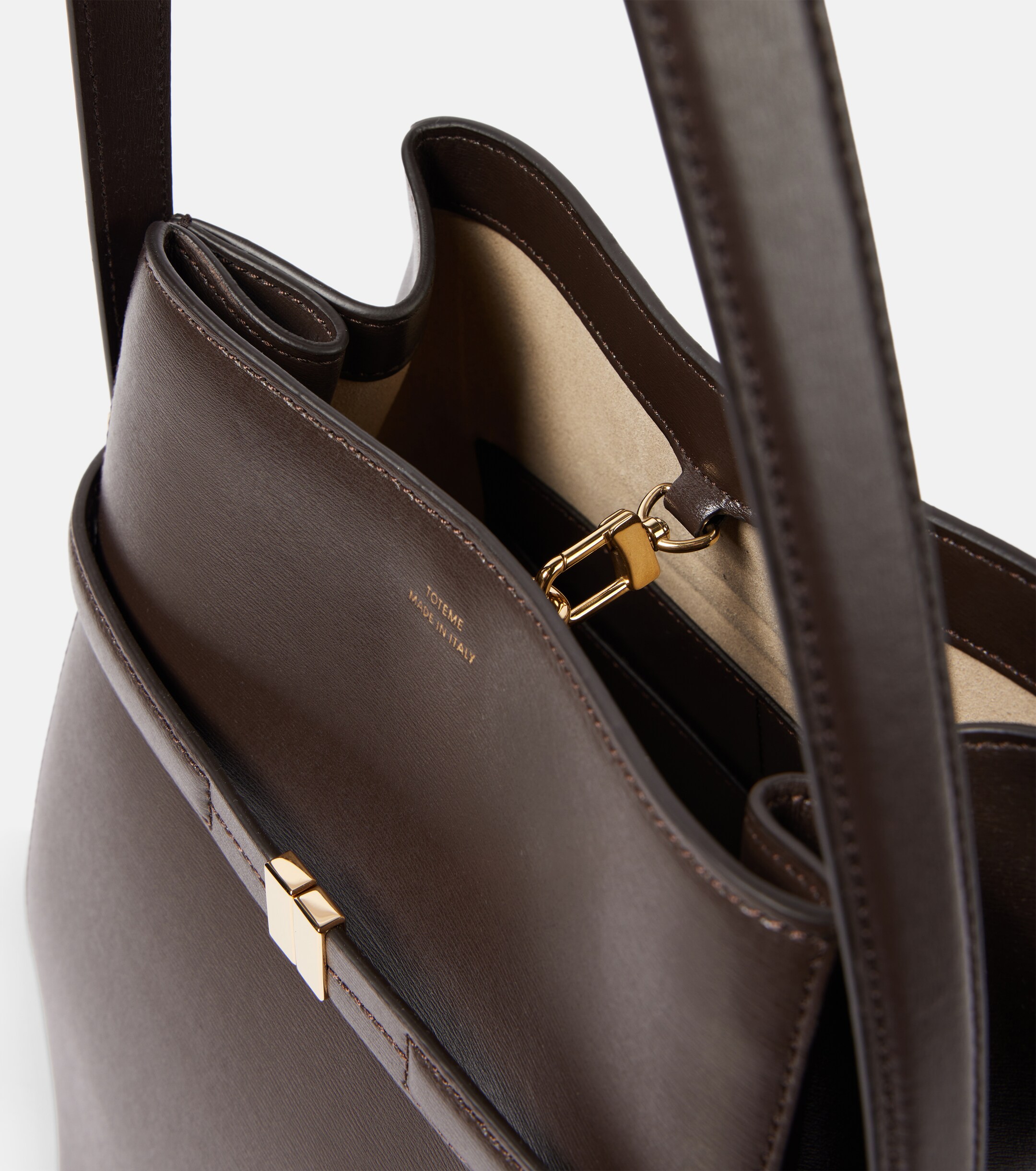 TOTEME Leather bucket bag