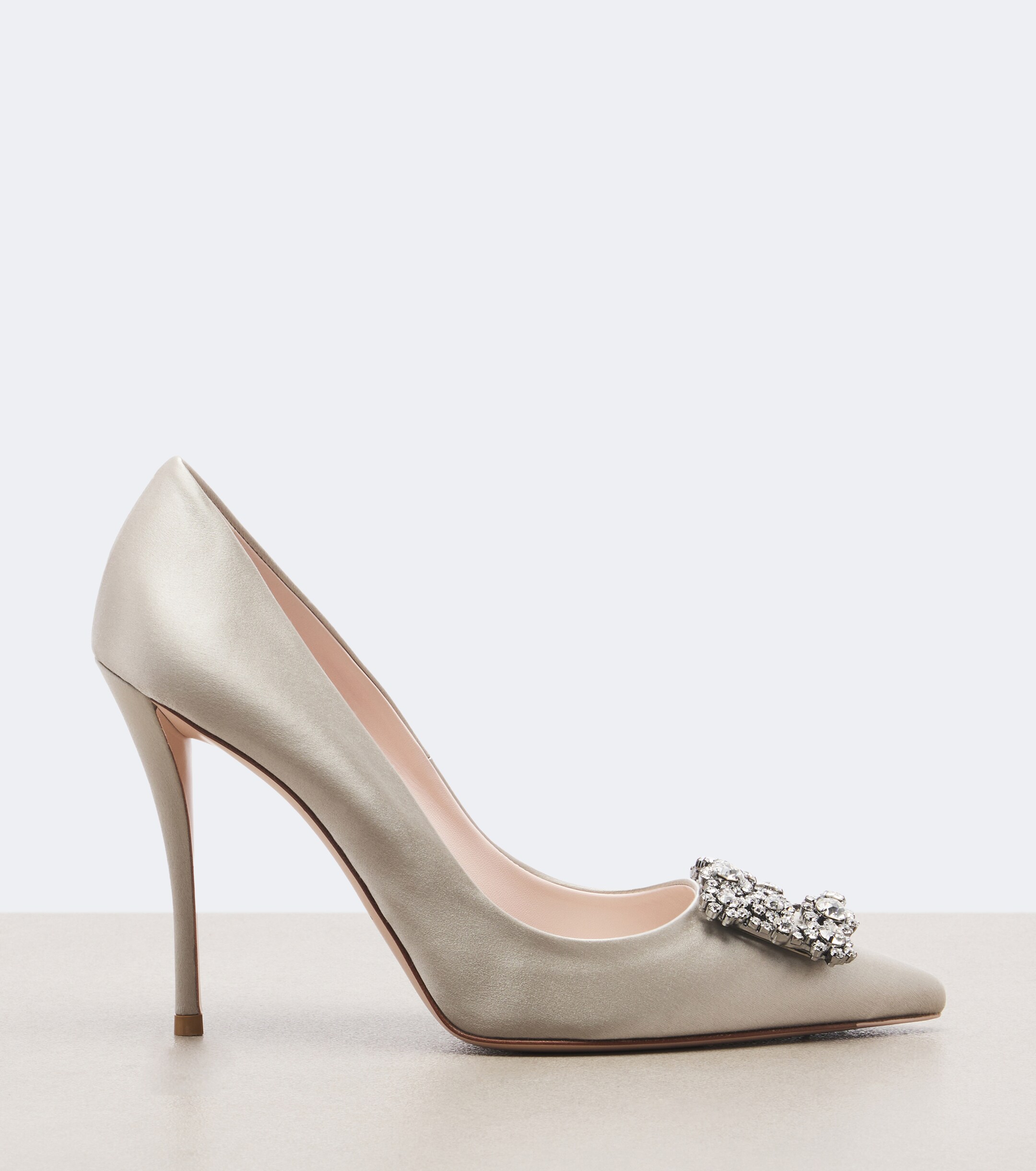 ROGER VIVIER Roger Vivier Flower Strass embellished satin pumps
