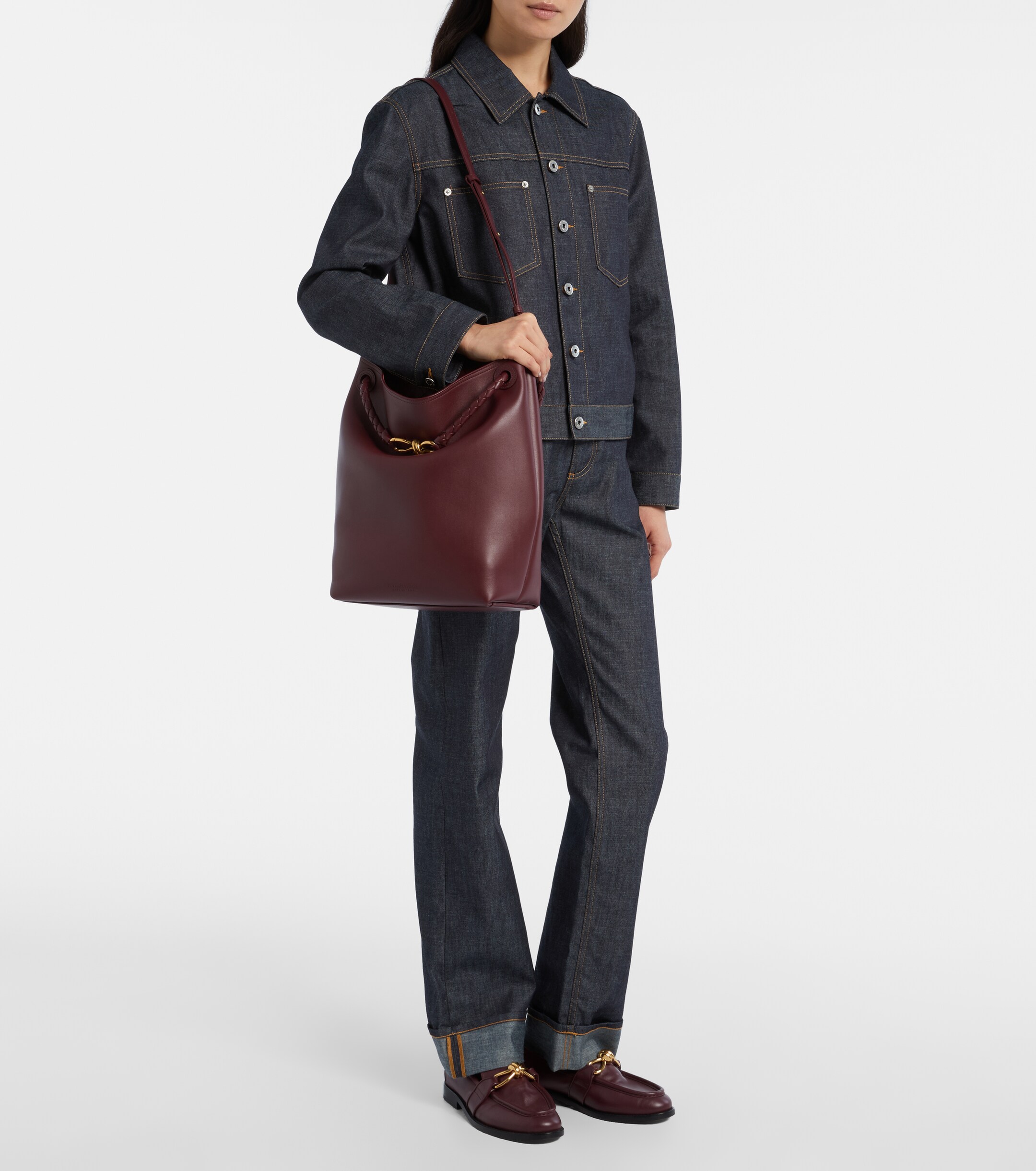 Bottega Veneta Andiamo Small leather bucket bag