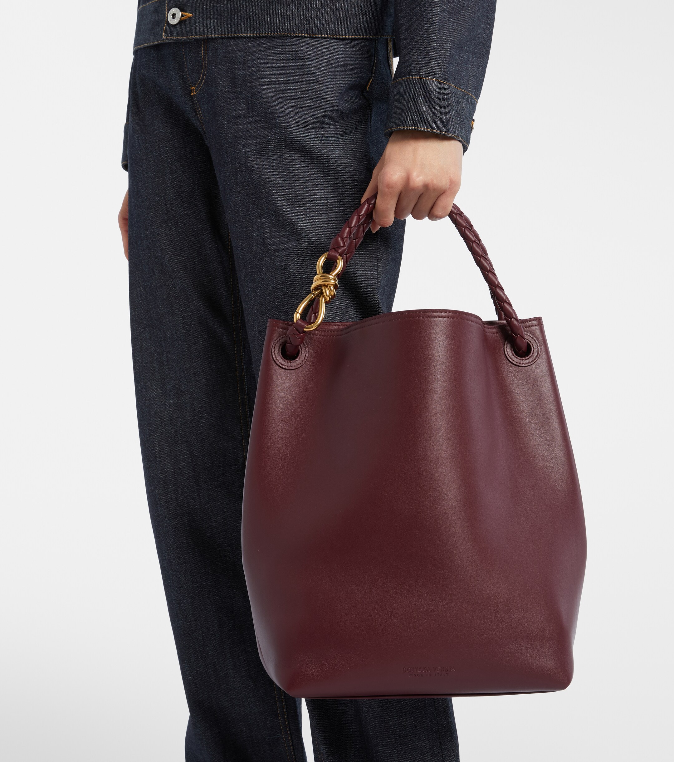 Bottega Veneta Andiamo Small leather bucket bag