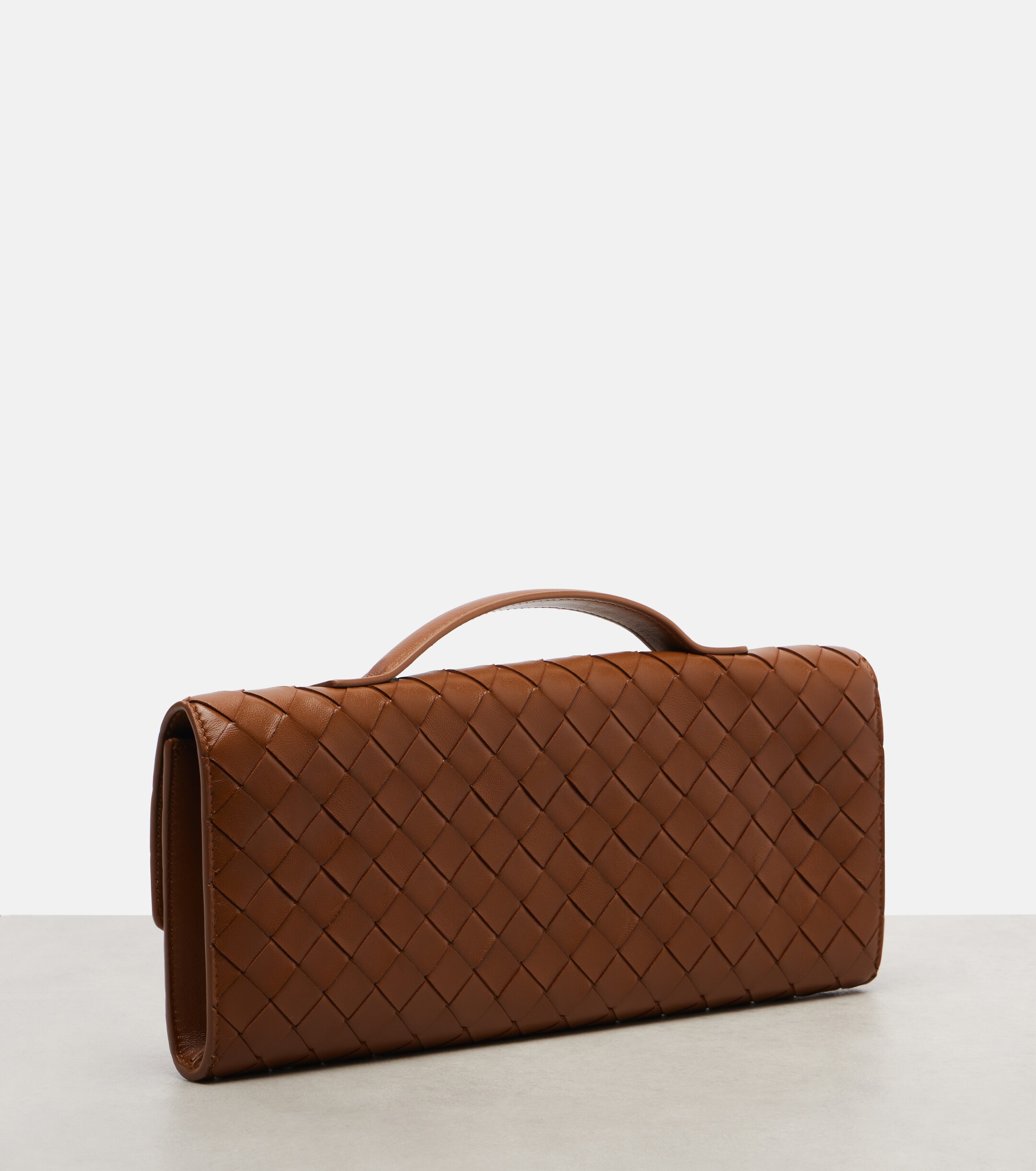 Bottega Veneta Intrecciato leather clutch