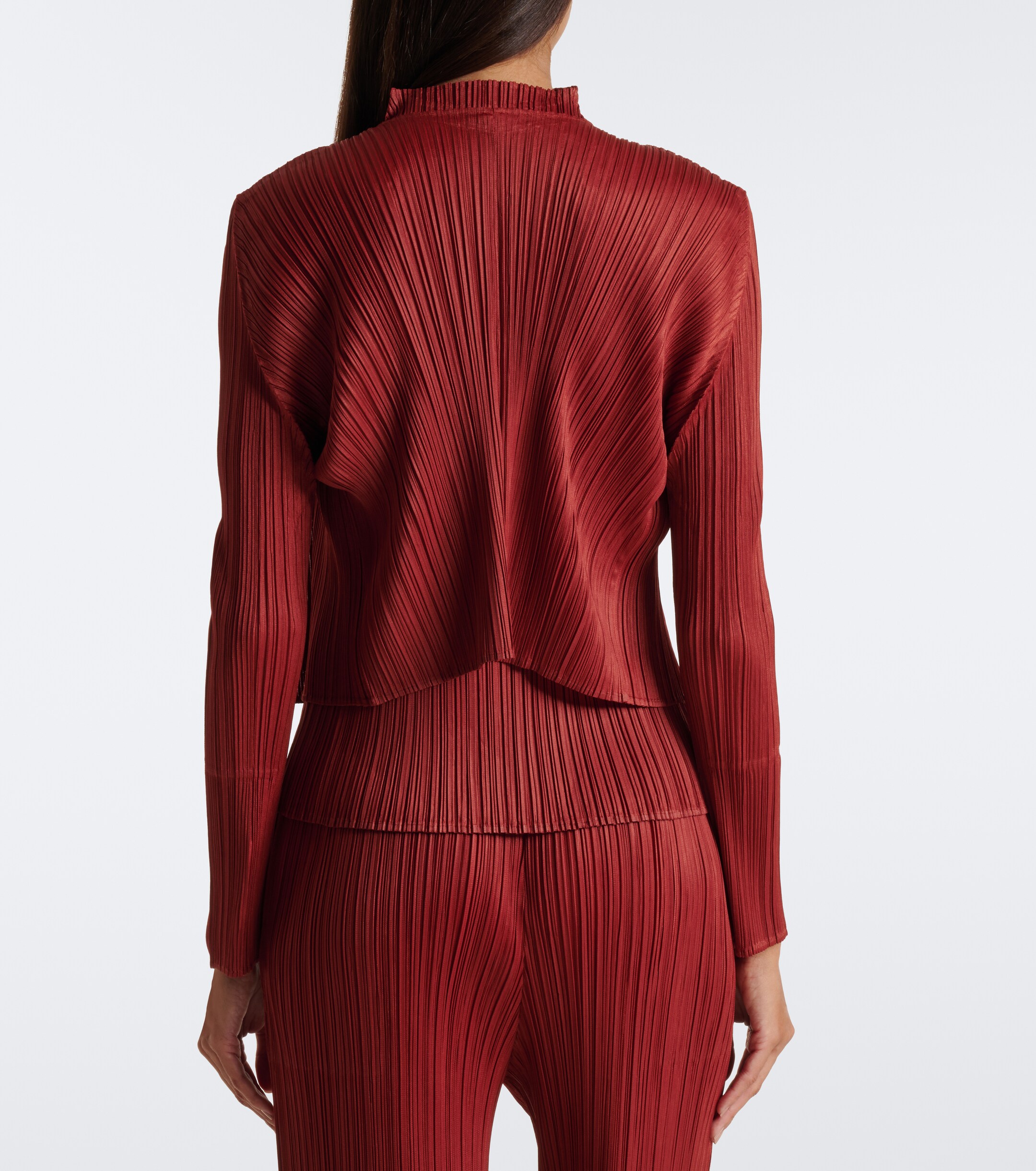 PLEATS PLEASE ISSEY MIYAKE Pleats Please Issey Miyake Monthly Colors: September pleated cardigan