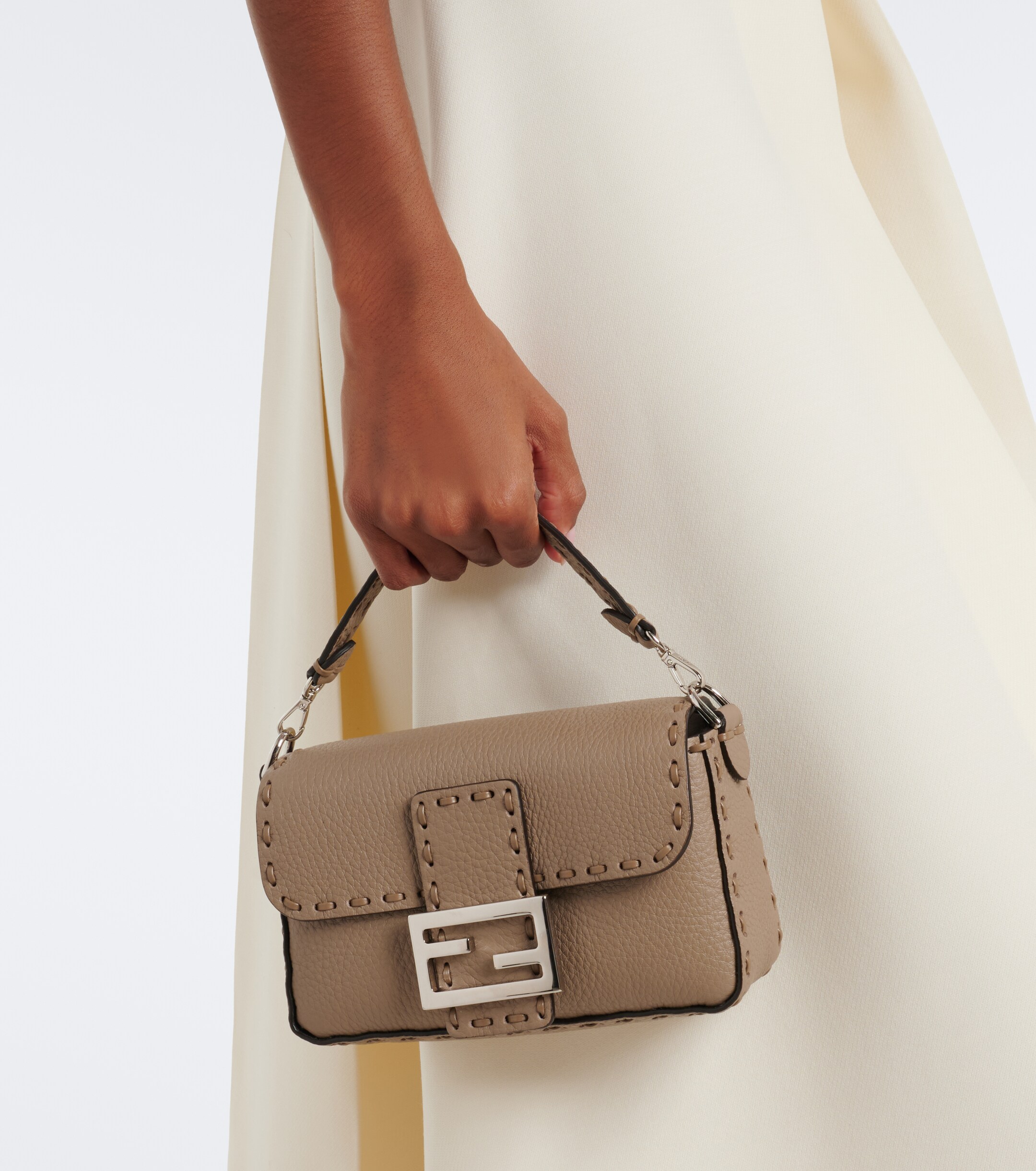 Fendi Fendi Baguette Mini leather top-handle bag