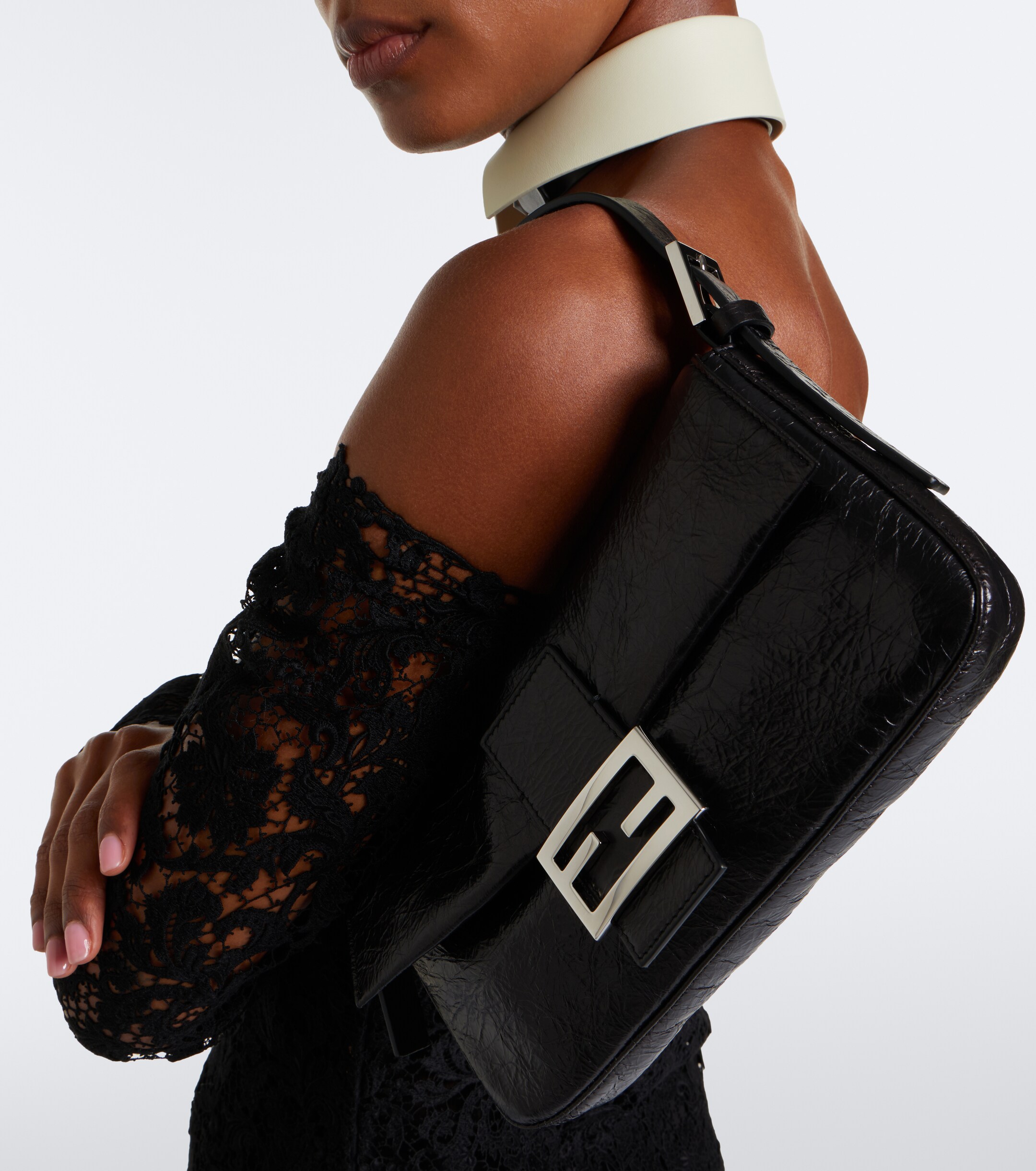 Fendi Baguette® 26424 Small leather shoulder bag