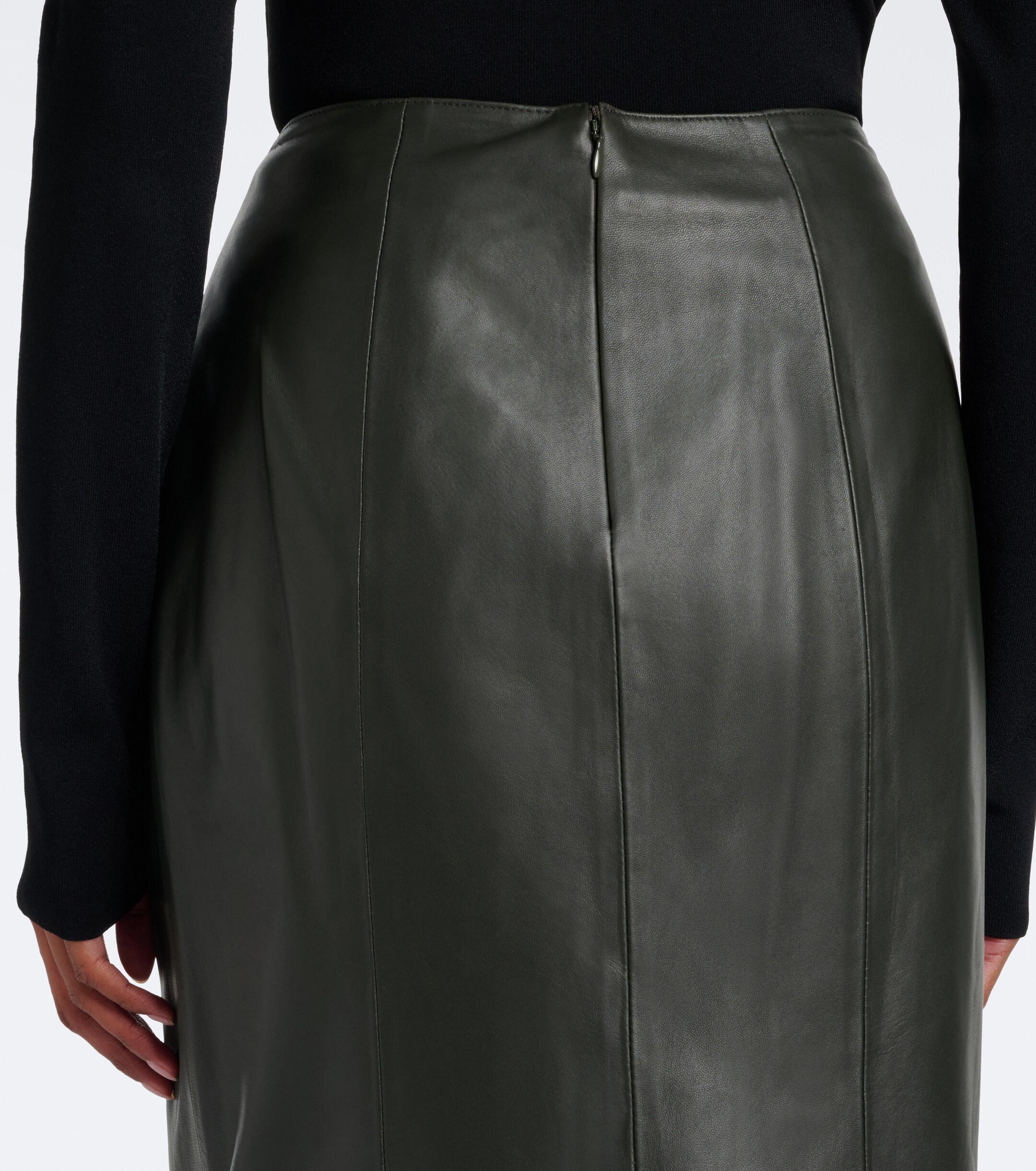 Vince Vince Leather pencil skirt