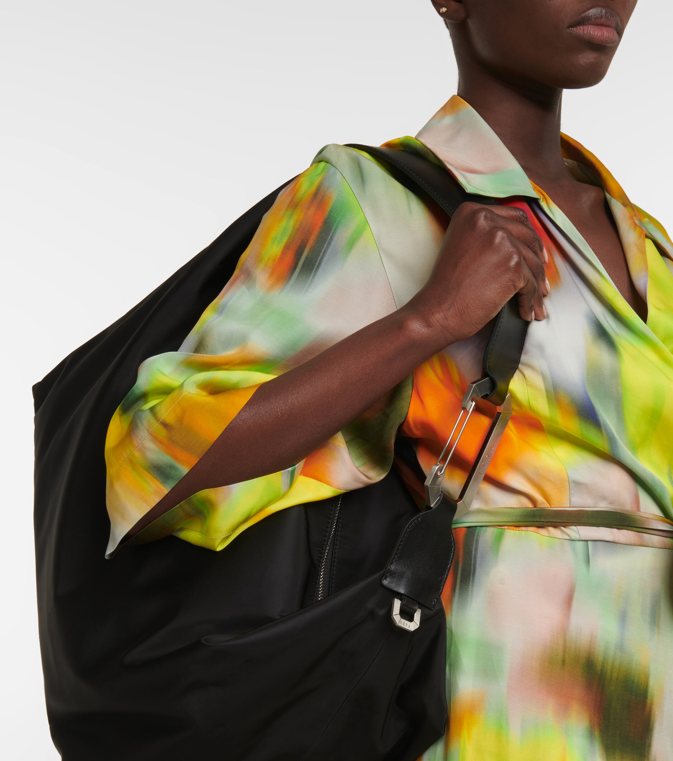 Eéra Moon tote thumbnail