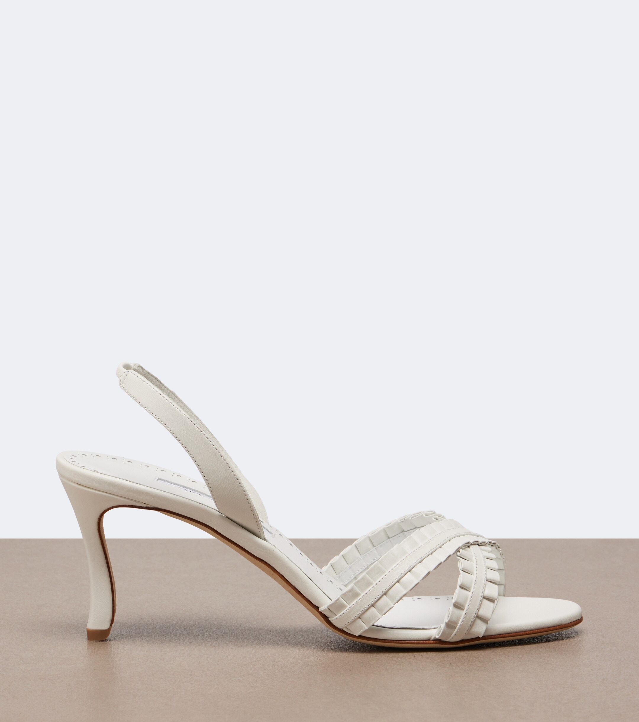 MANOLO BLAHNIK Manolo Blahnik Volusan leather slingback sandals