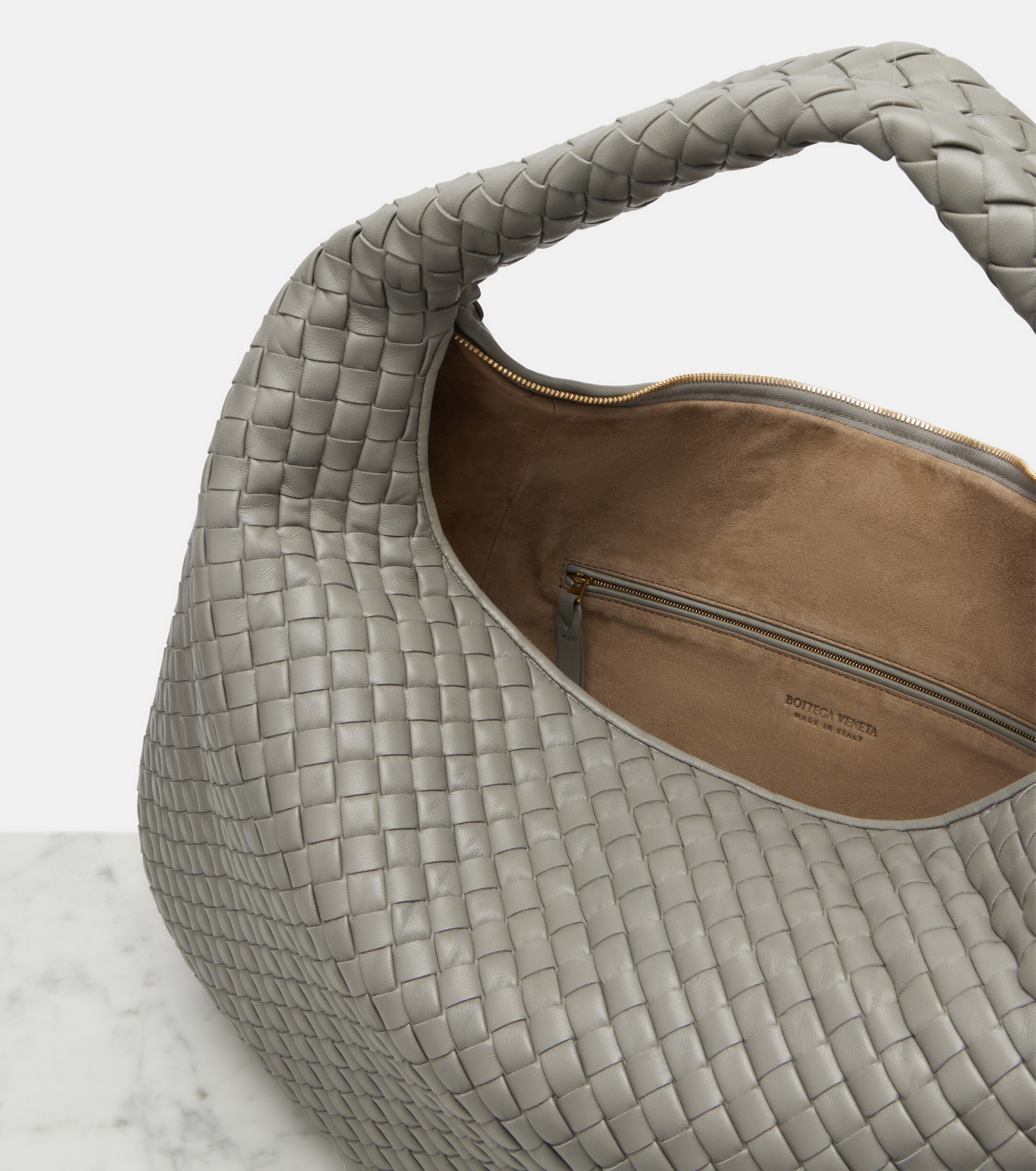 Bottega Veneta Maxi Veneta leather shoulder bag
