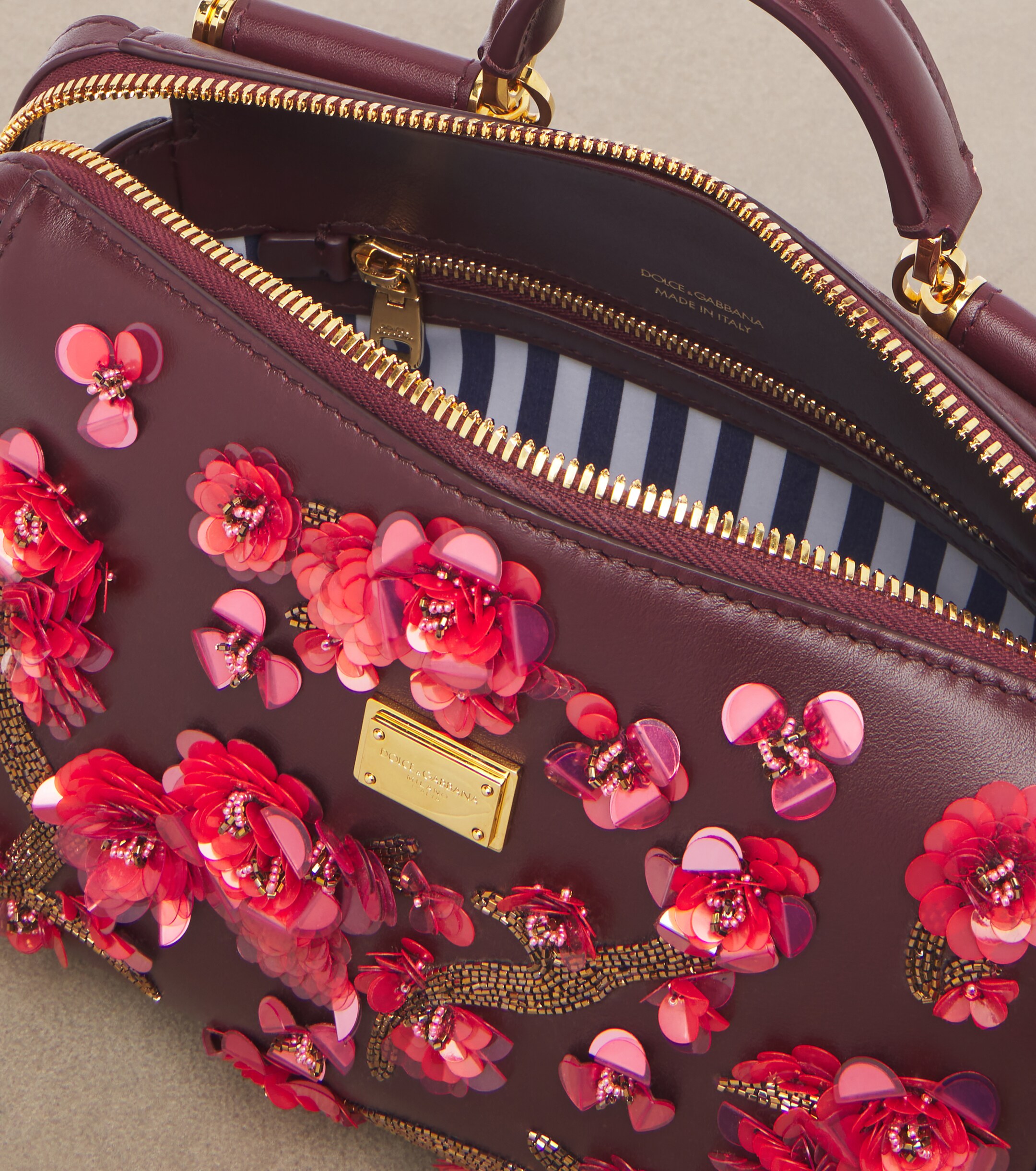 Dolce&Gabbana Dolce & Gabbana Vittoria Medium leather top-handle bag
