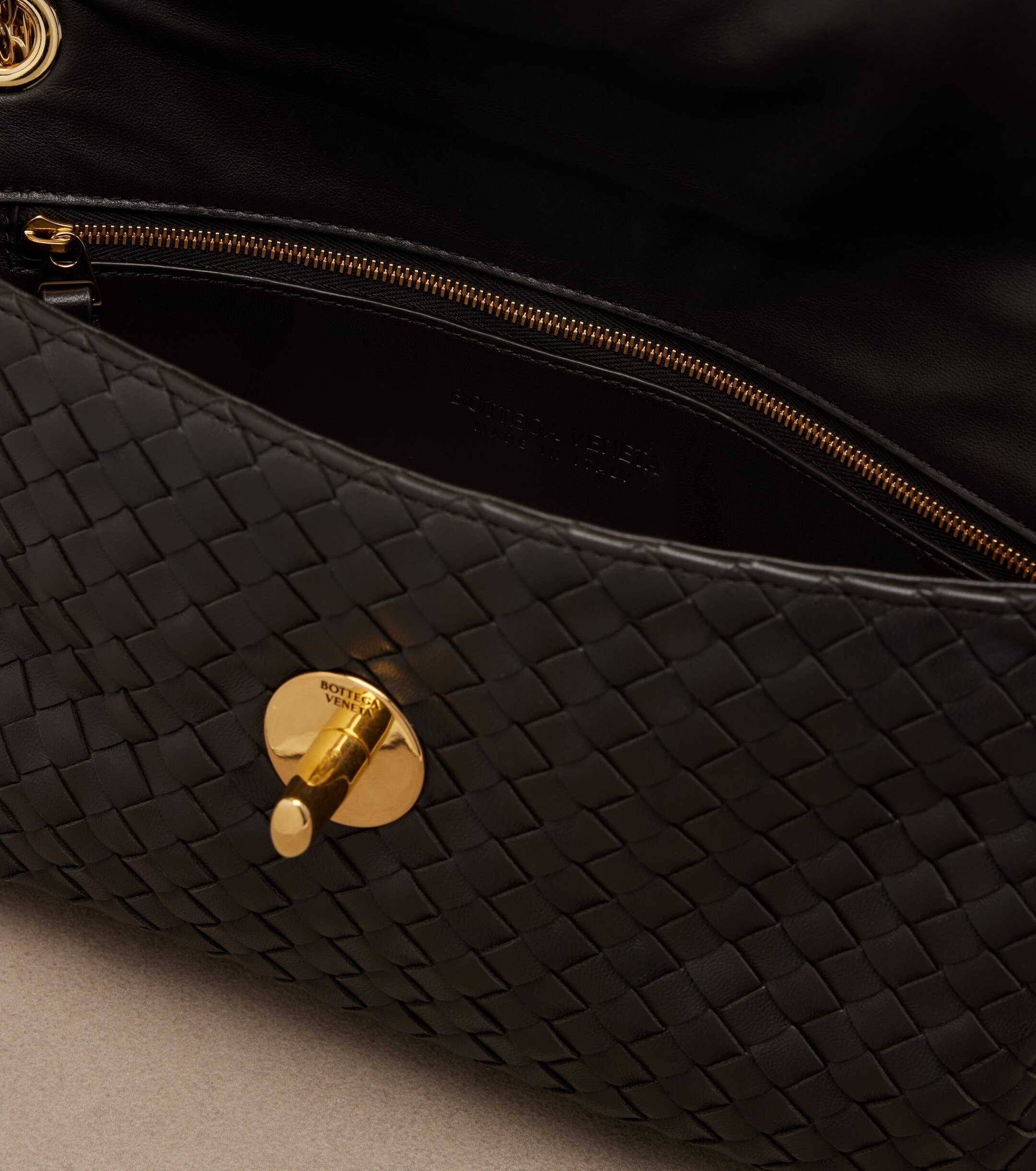 Bottega Veneta Madison Medium leather shoulder bag