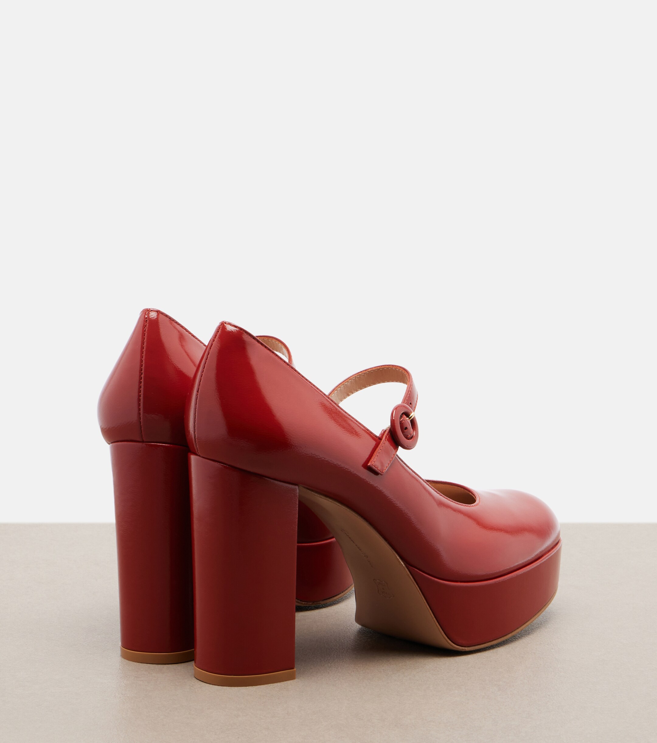 GIANVITO ROSSI Gianvito Rossi Patent leather Mary Jane pumps