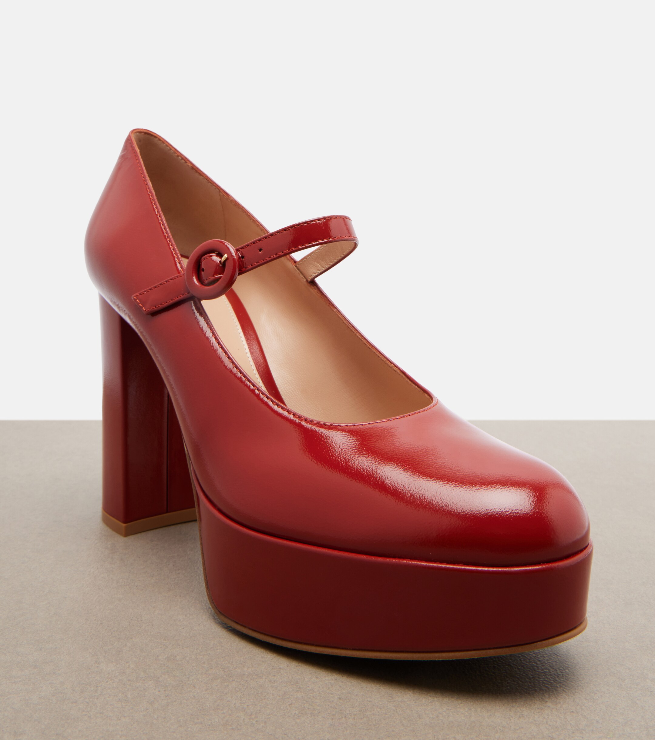 GIANVITO ROSSI Gianvito Rossi Patent leather Mary Jane pumps
