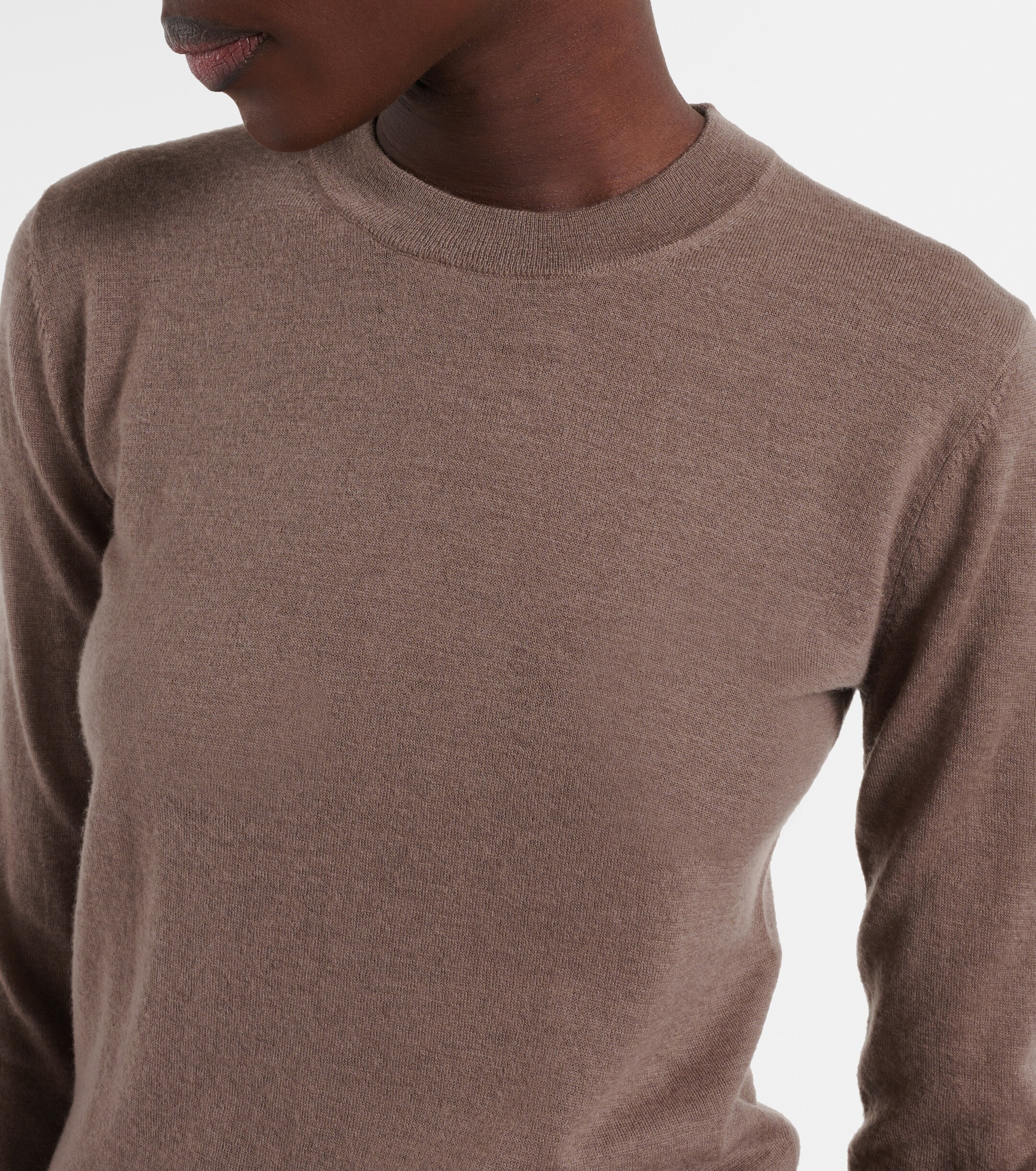 JOSEPH Cashair cashmere sweater