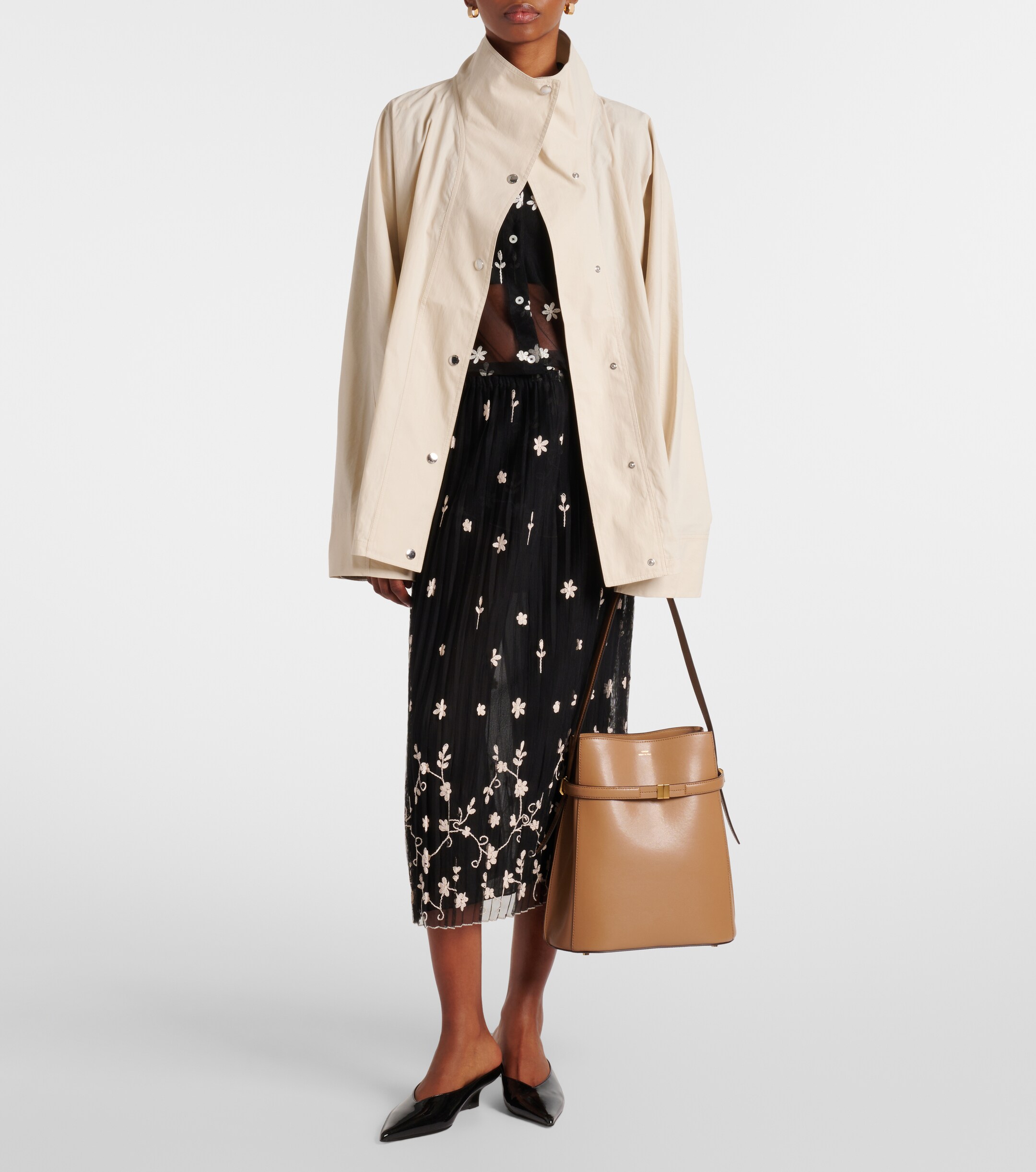 TOTEME Leather bucket bag
