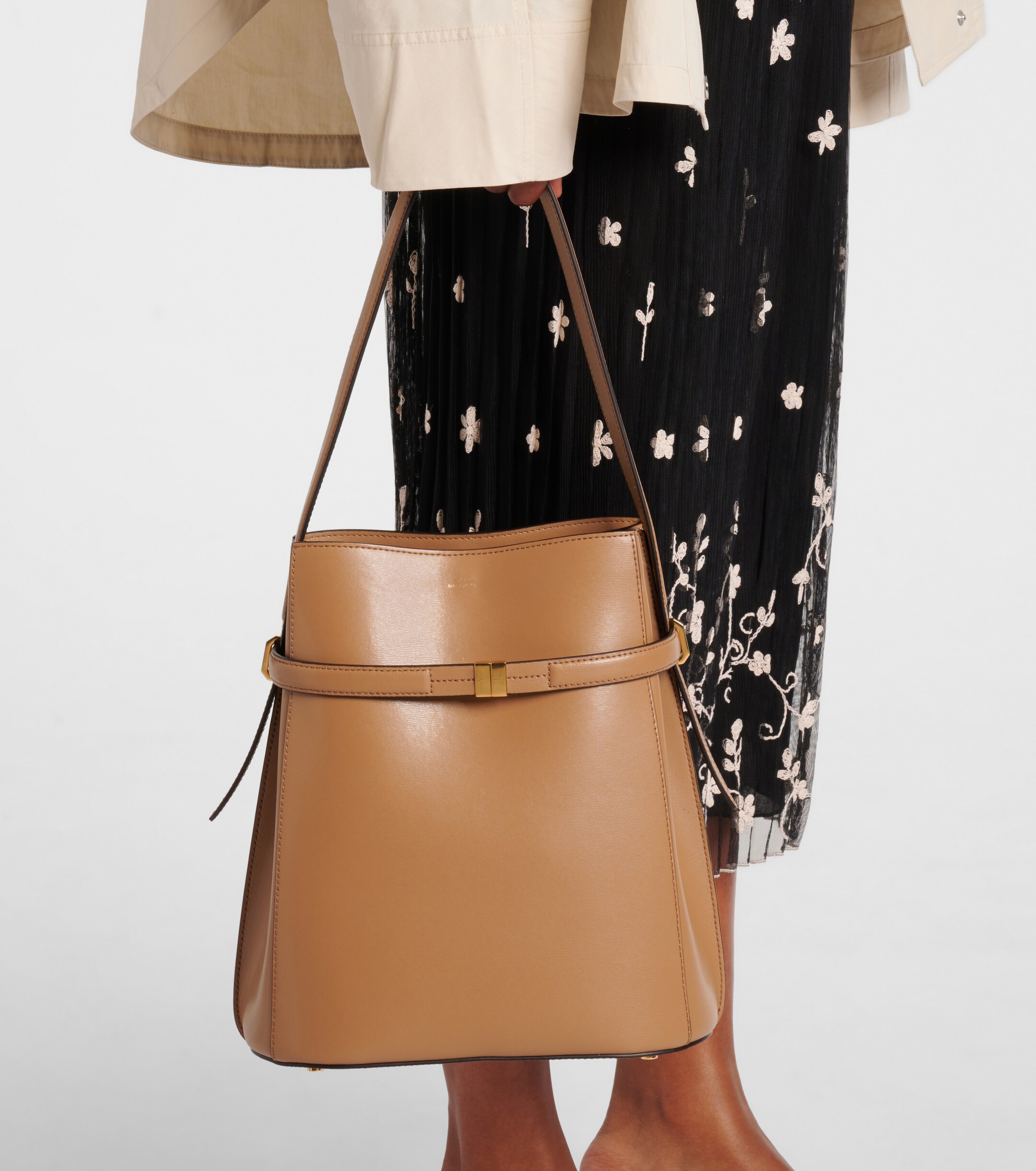 TOTEME Leather bucket bag