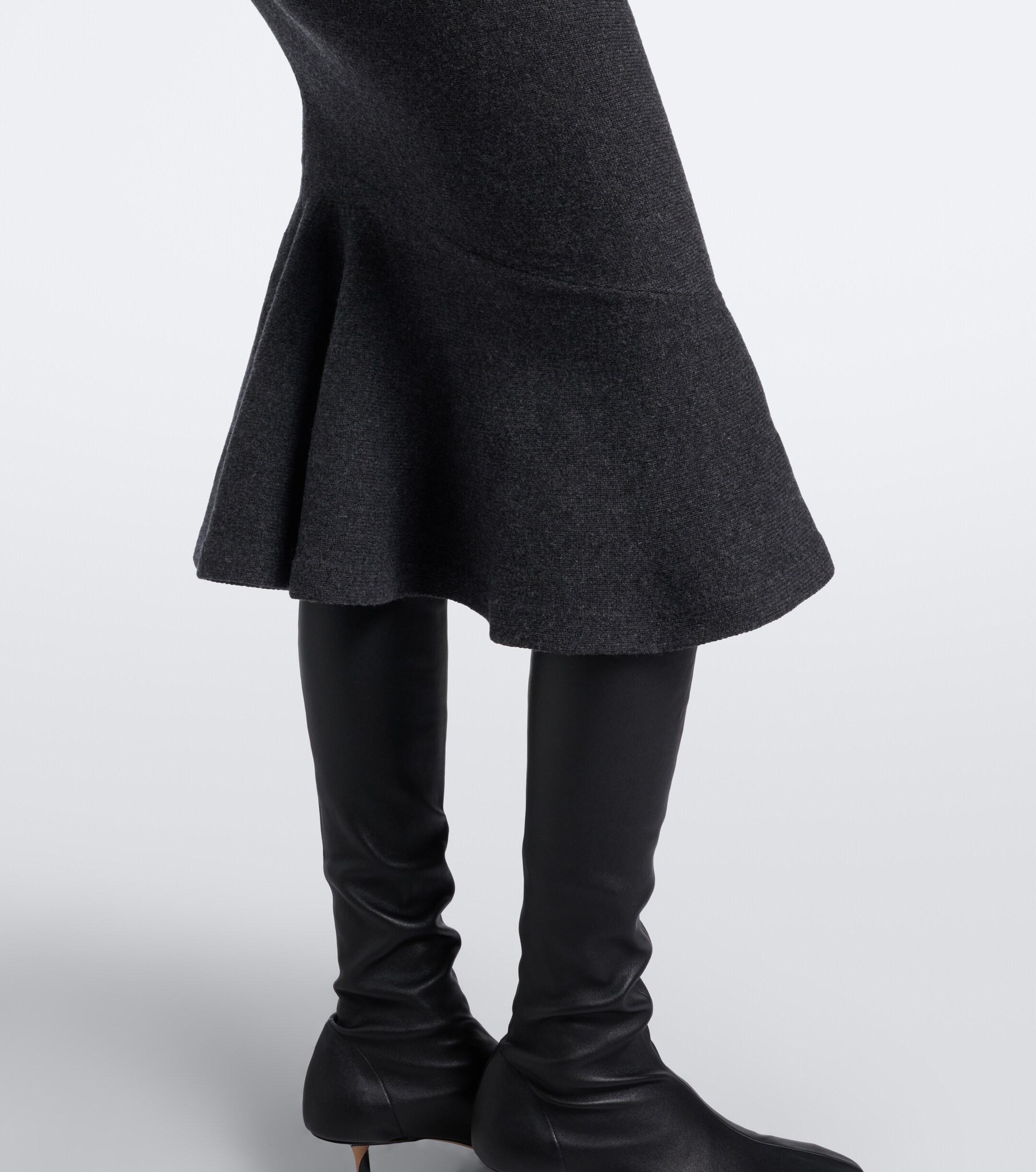 Jacquemus Jacquemus Fiocco wool and cashmere midi skirt