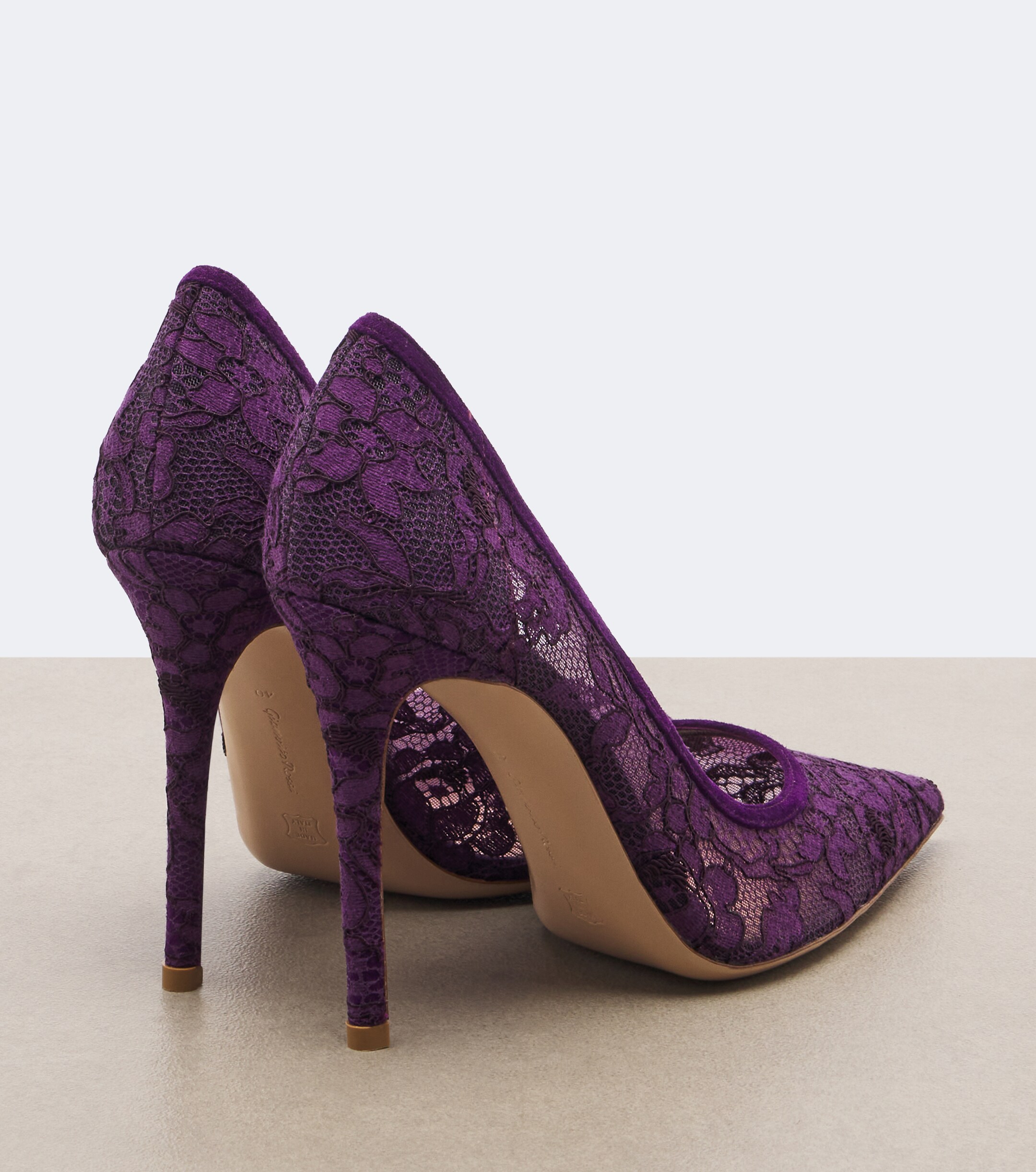 GIANVITO ROSSI Gianvito Rossi Claudia suede-trimmed lace pumps