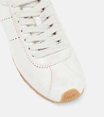 Sneakers aus Leder in Weiß - Miu Miu | Mytheresa 
