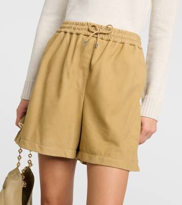 Mid-rise suede shorts | Loewe