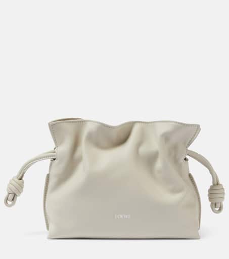 クラッチバッグ Loewe Flamenco Clutch Mini Flamenco Mini leather clutch in grey - Loewe | Mytheresa