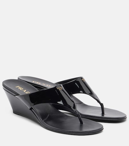 Patent leather thong sandals in black - Prada | Mytheresa