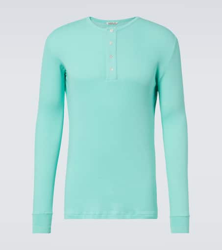 【Auralee】リブニットコットン Henleyシャツ Ribbed-knit cotton Henley shirt in green - Auralee | Mytheresa
