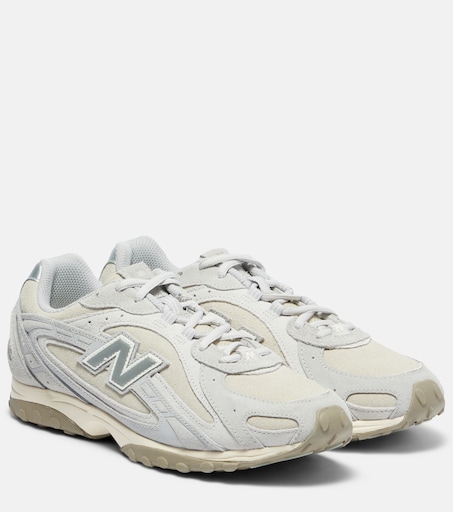 204 suede sneakers