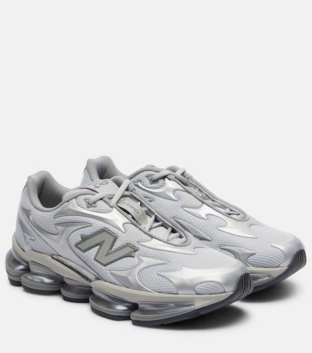 2000 sneakers