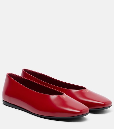 Leather ballet flats in red - Prada | Mytheresa